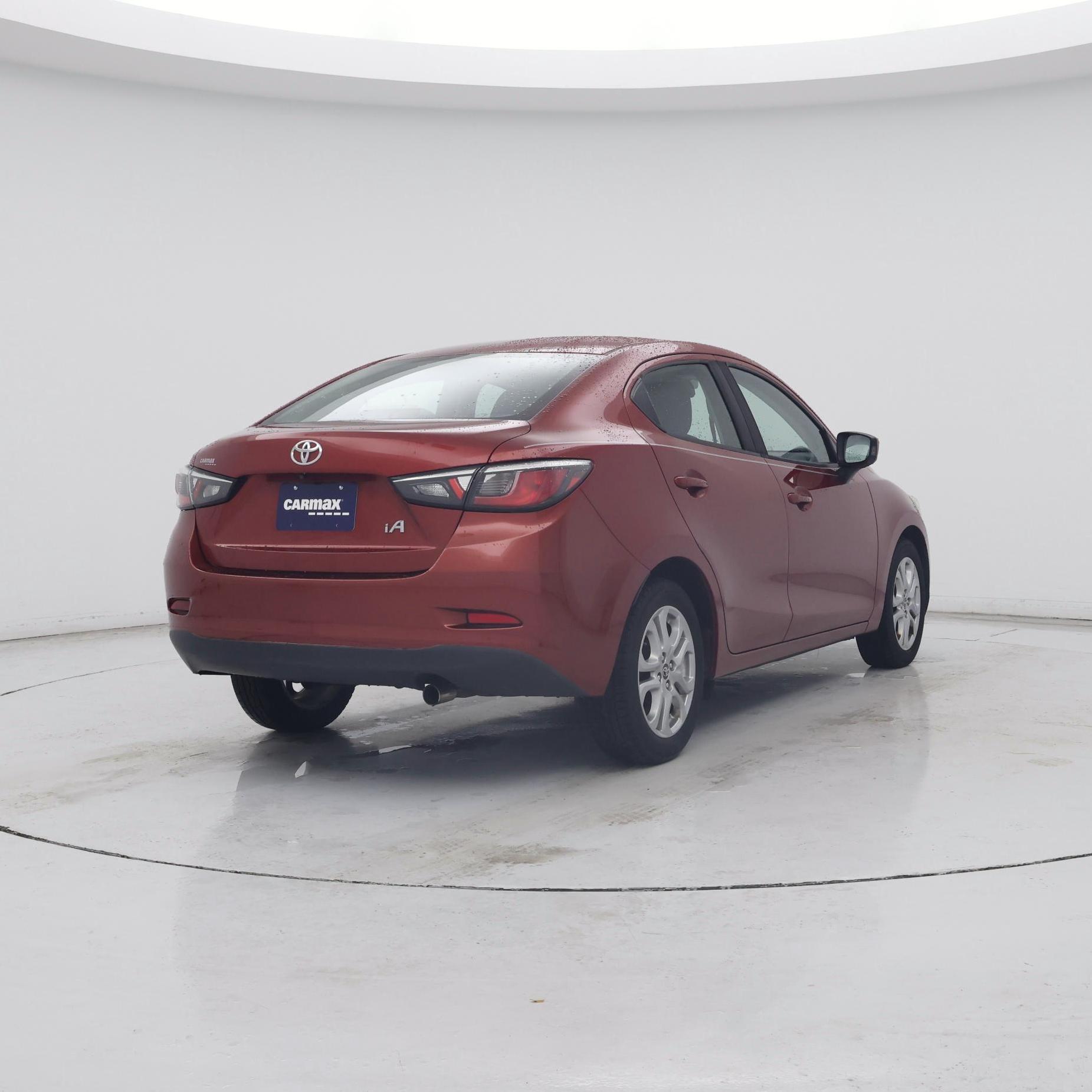 Thumbnail: 2018 Toyota Yaris iA - 8