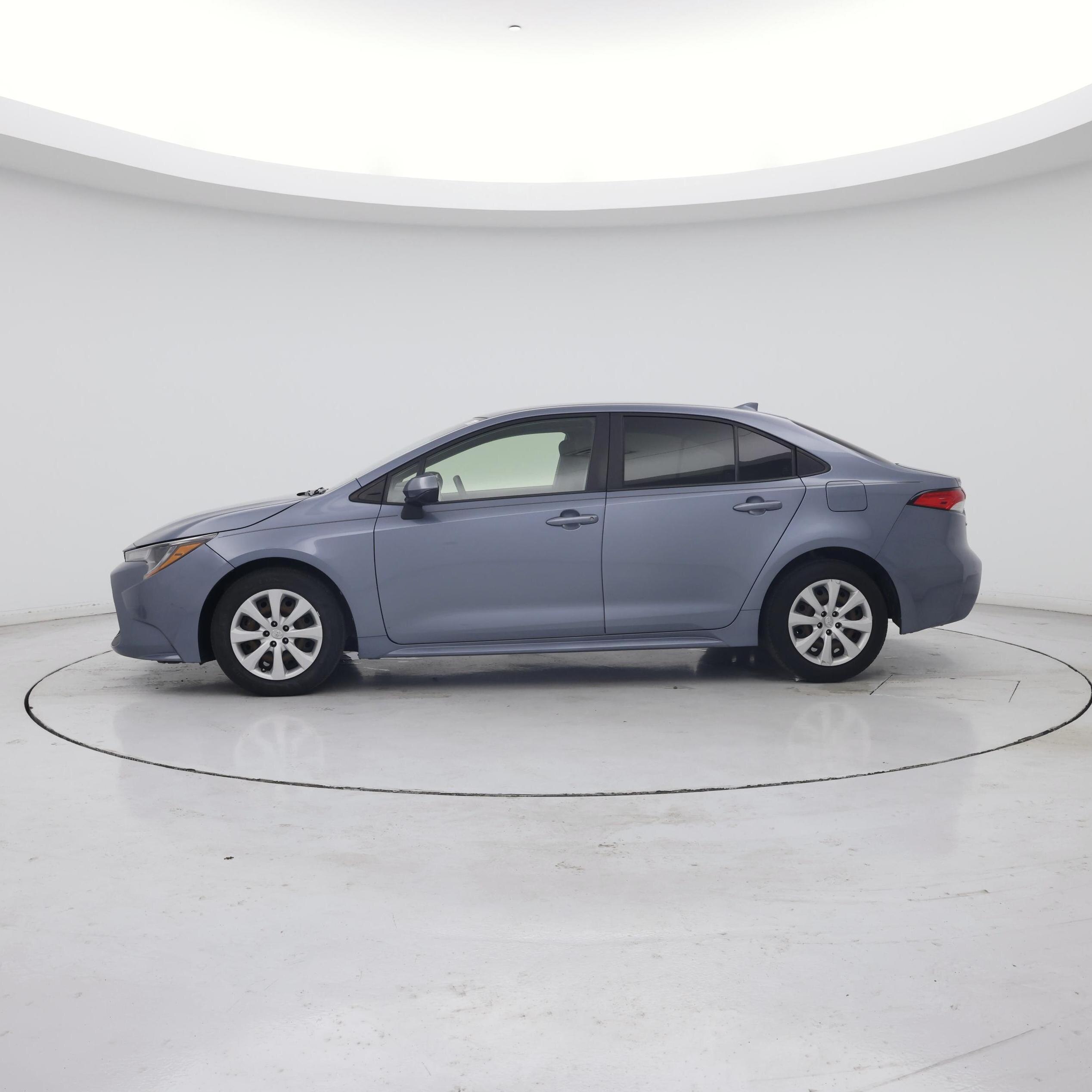 Thumbnail: 2021 Toyota Corolla - 3