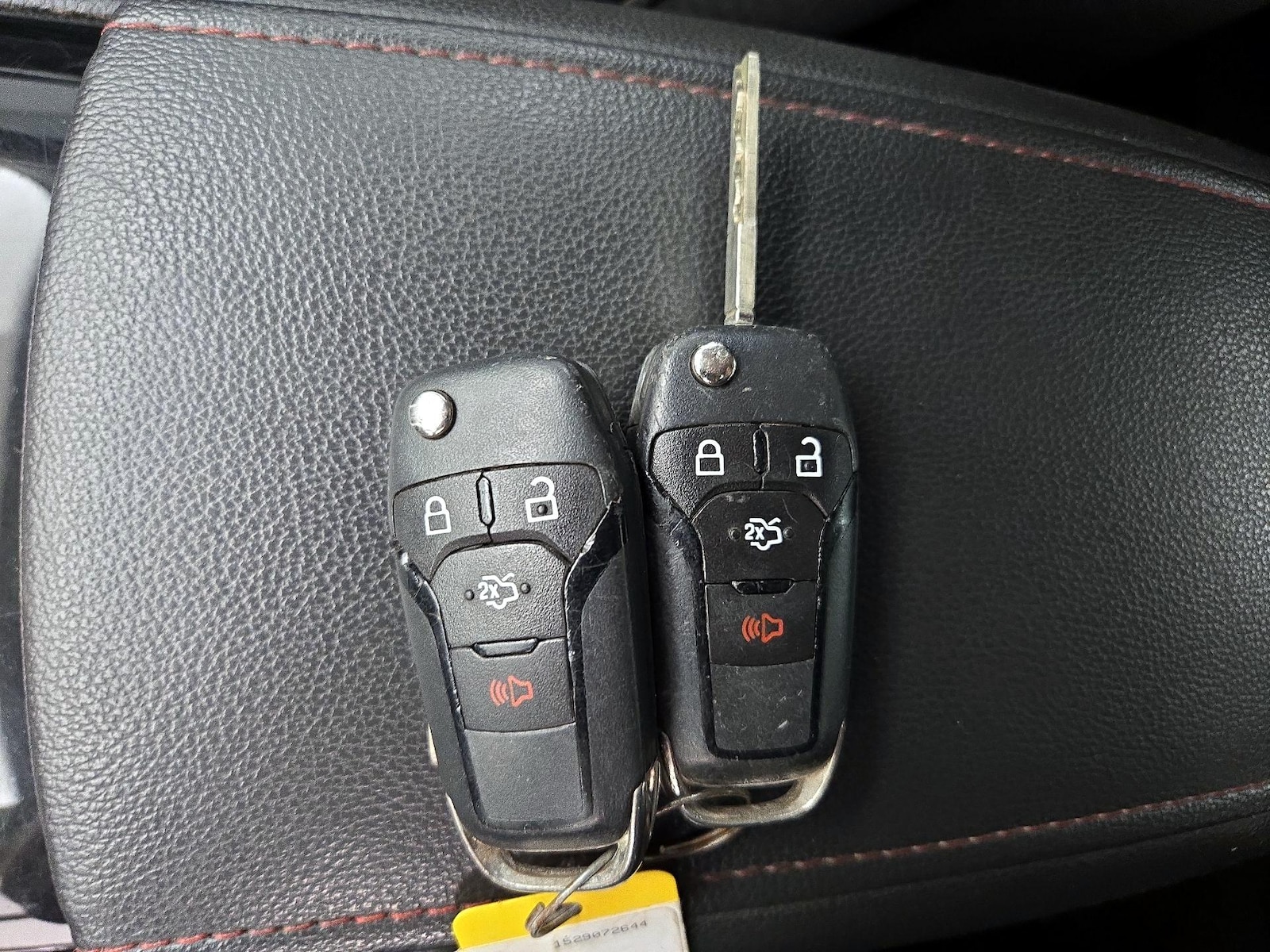 2015 Ford Fusion SE - Photo 24
