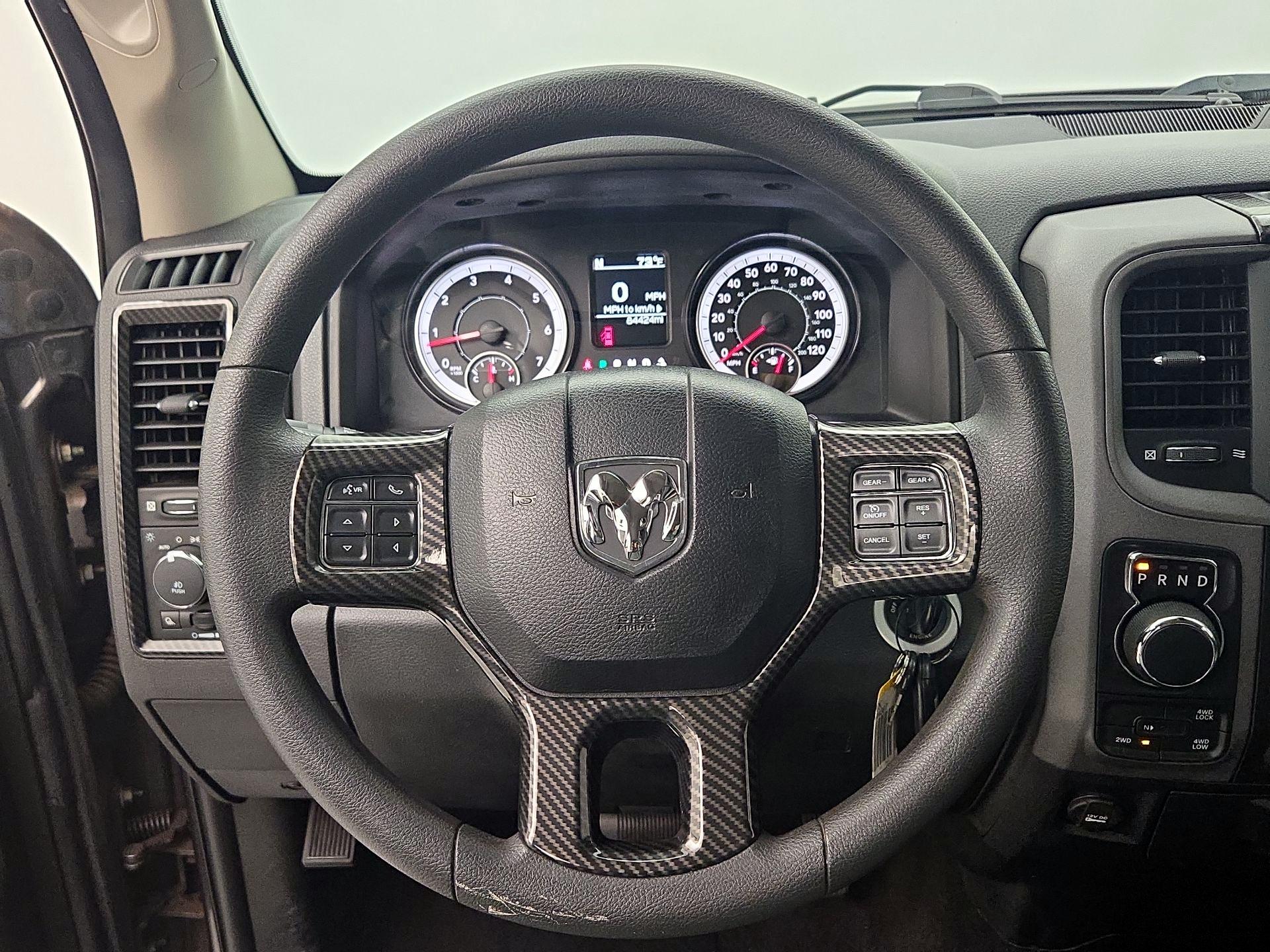 Thumbnail: 2019 RAM 1500 Classic - 10