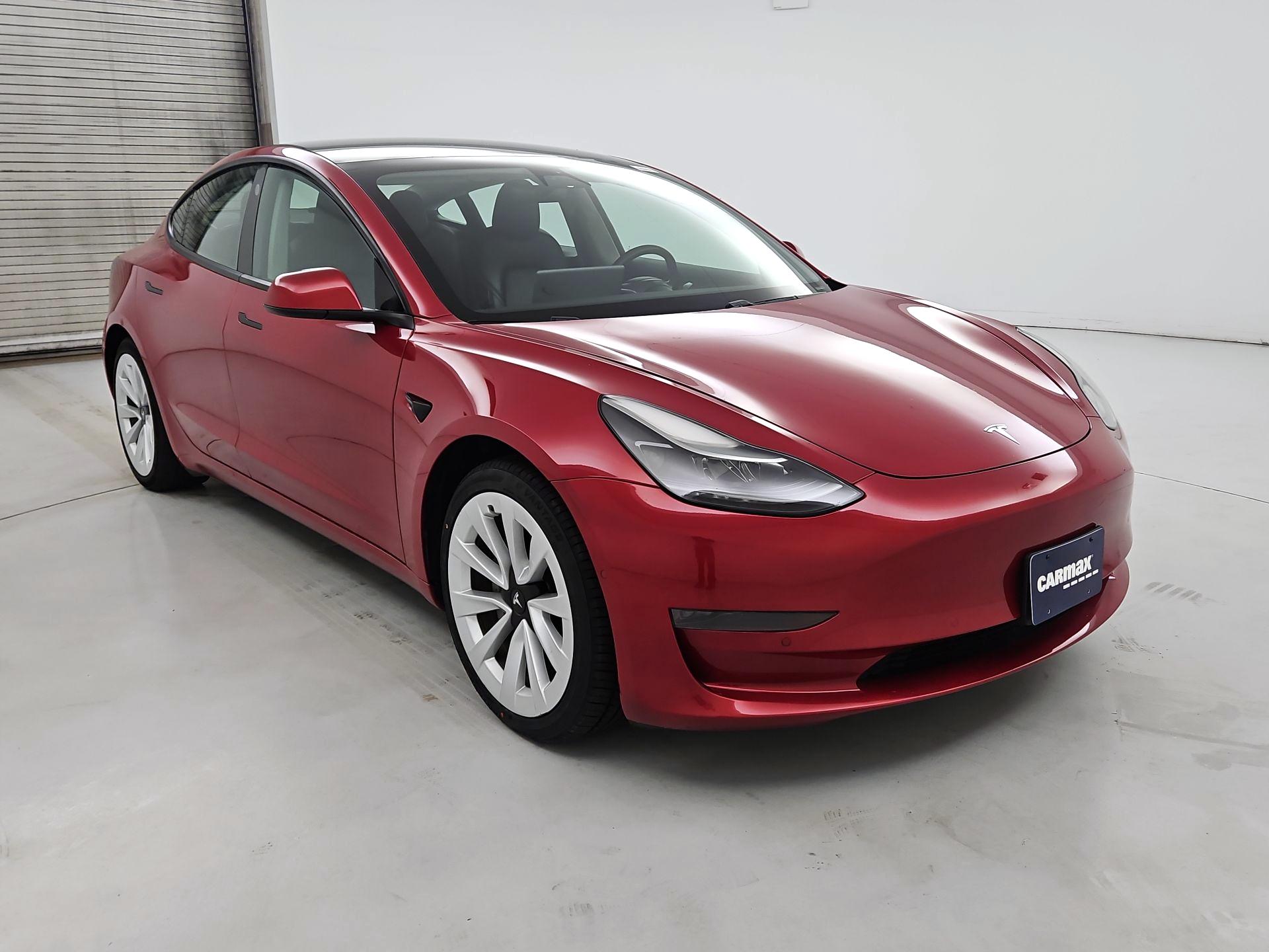 Thumbnail: 2021 Tesla Model 3 - 1