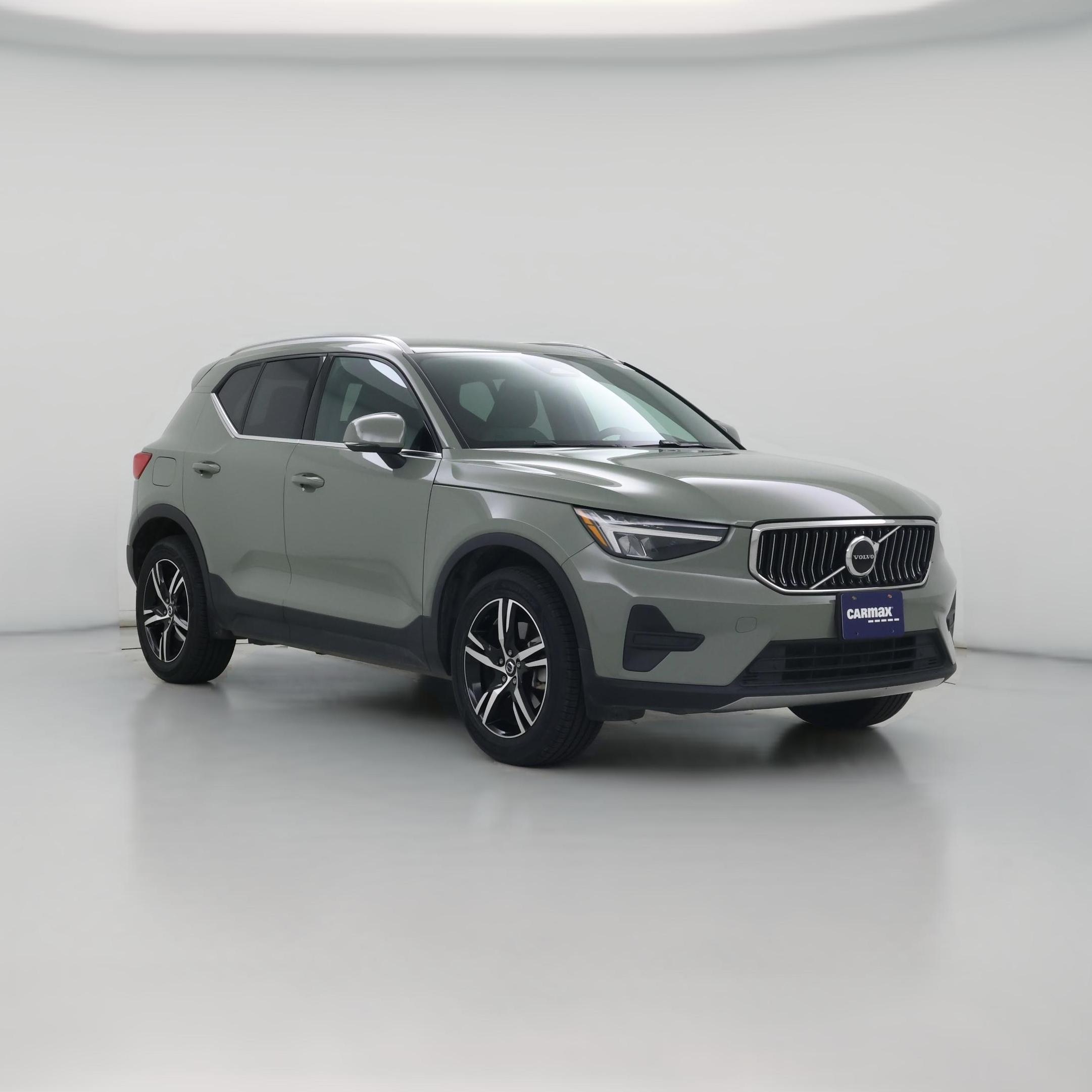 Thumbnail: 2024 Volvo XC40 - 1