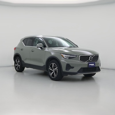 2024 Volvo XC40 B5 Core Dark Theme