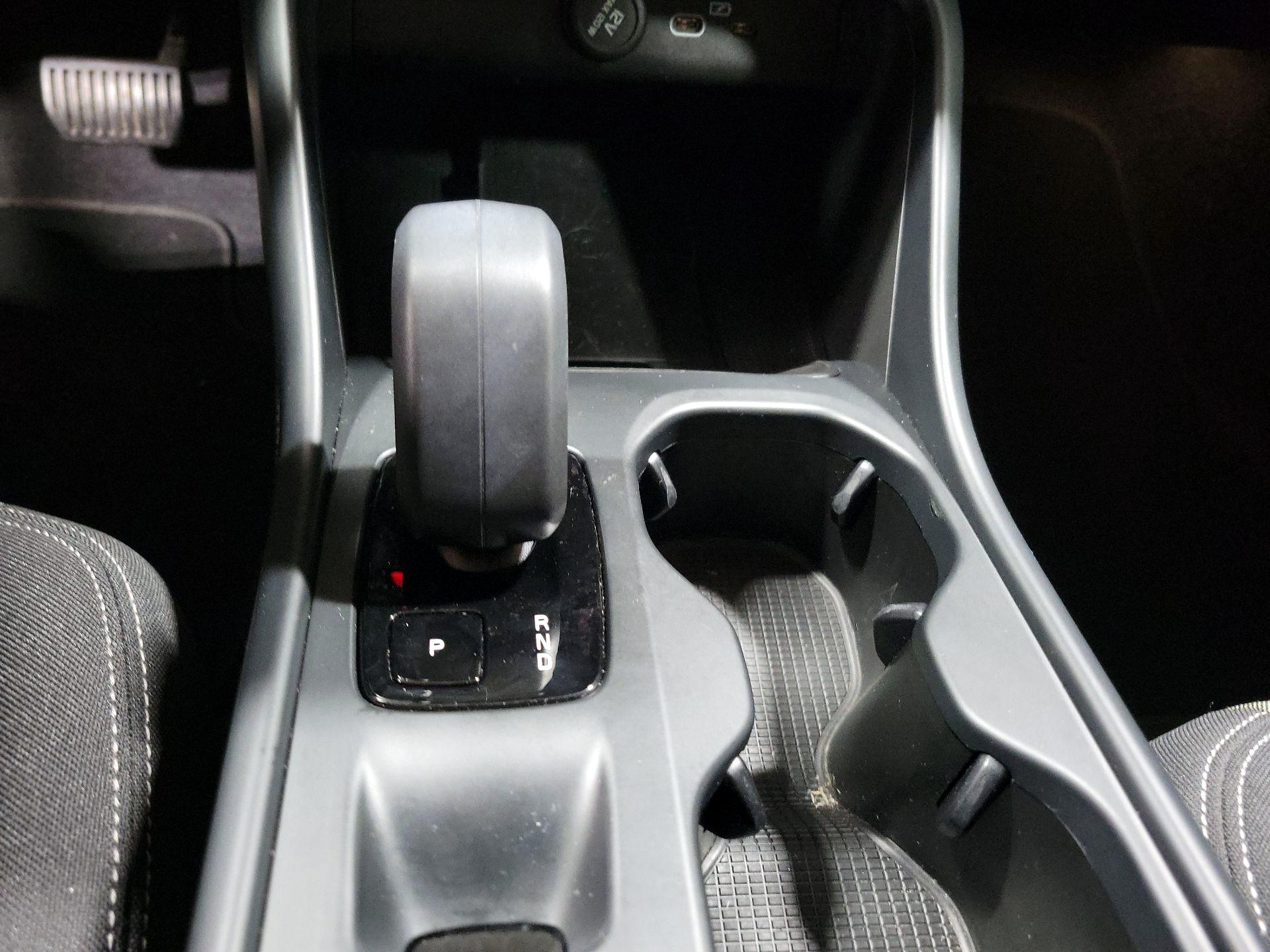 Thumbnail: 2024 Volvo XC40 - 17