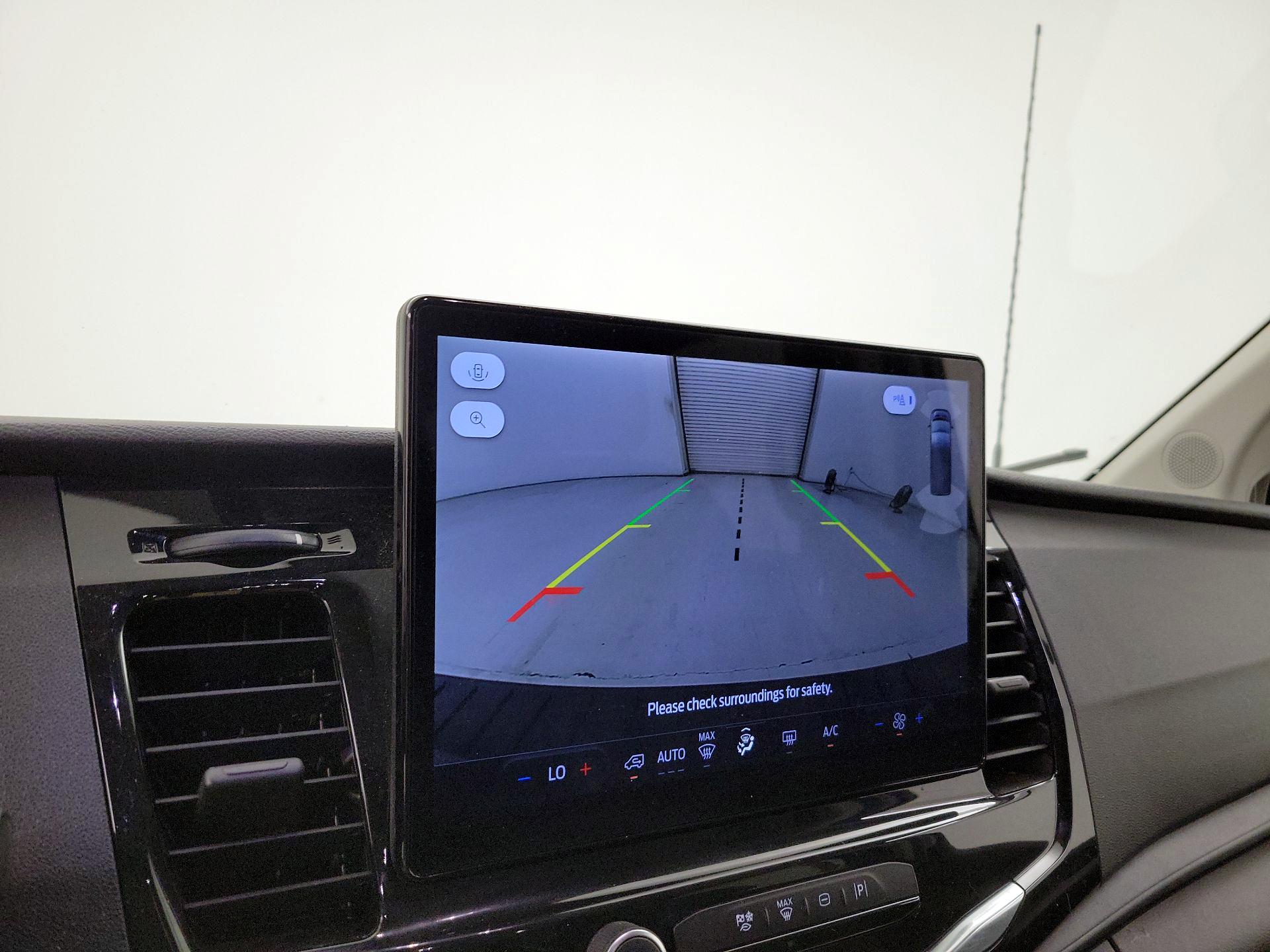 Thumbnail: 2023 Ford Transit Series - 15