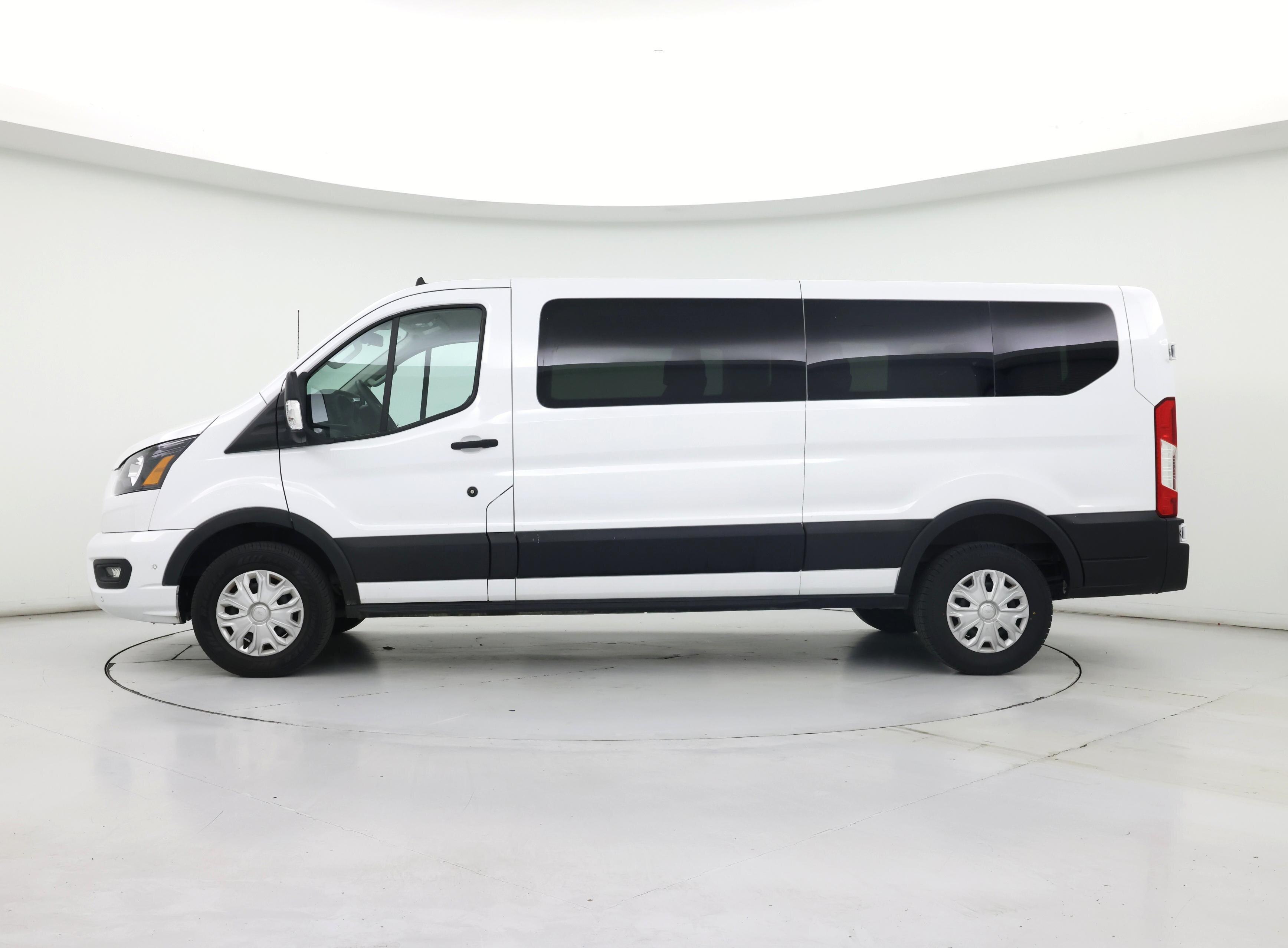 Thumbnail: 2023 Ford Transit Series - 3