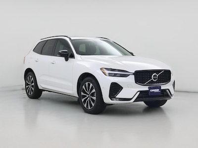2024 Volvo XC60 B5 Plus Dark Theme