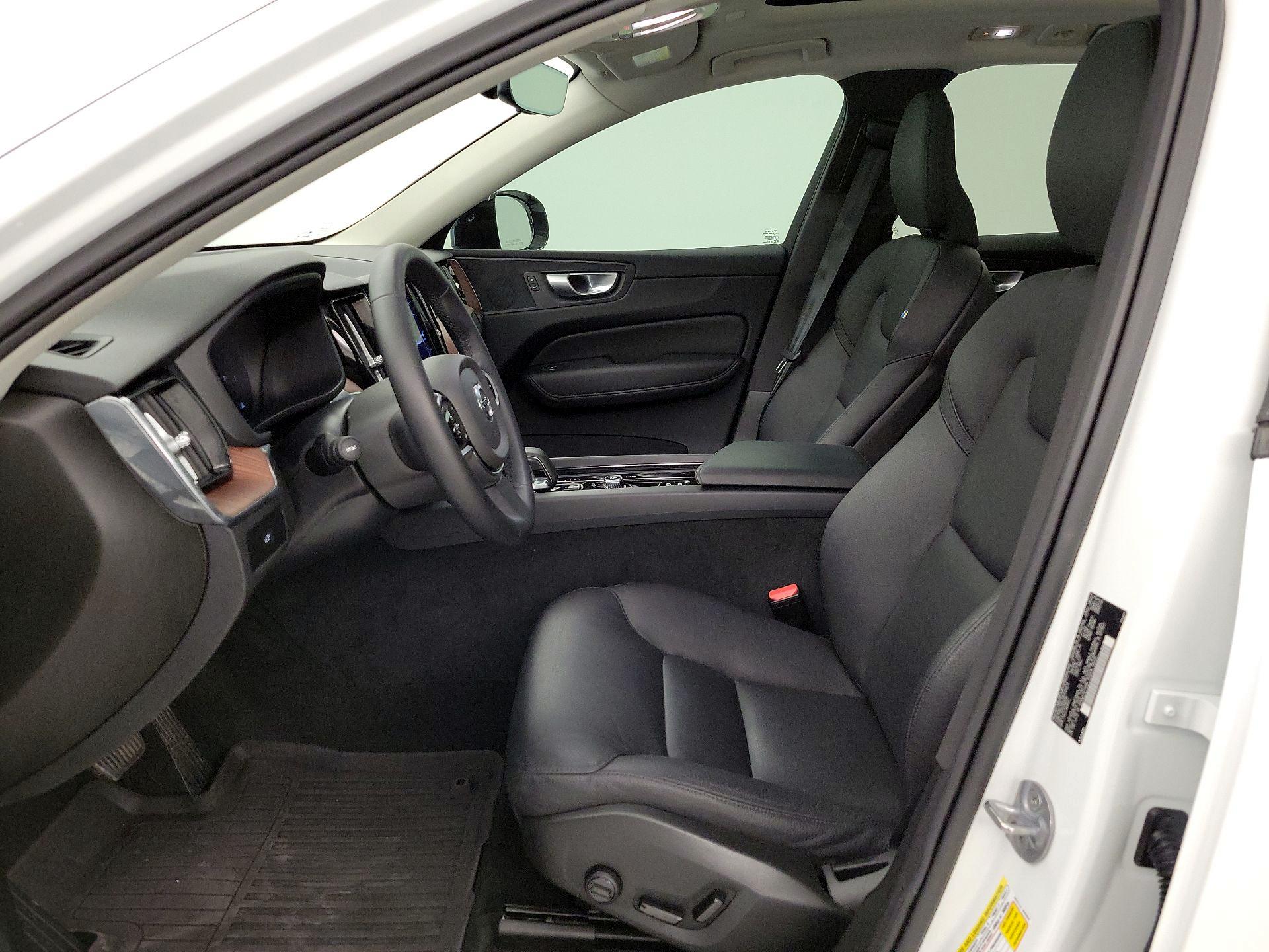 Thumbnail: 2024 Volvo XC60 - 11