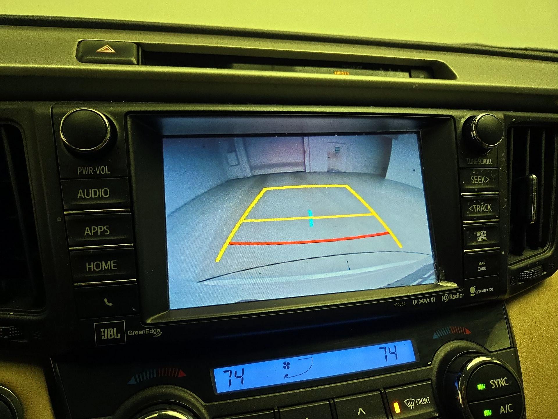 Thumbnail: 2018 Toyota RAV4 - 14