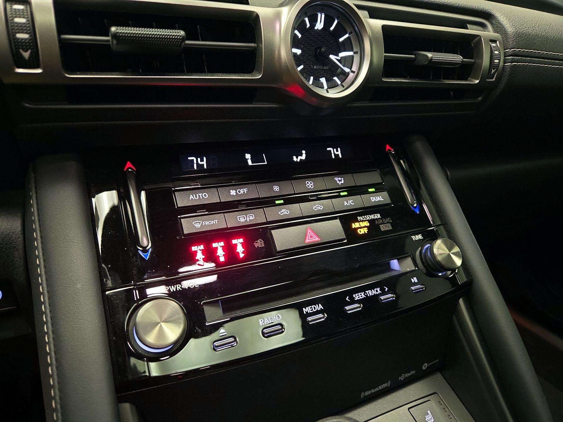 Thumbnail: 2022 Lexus IS - 14