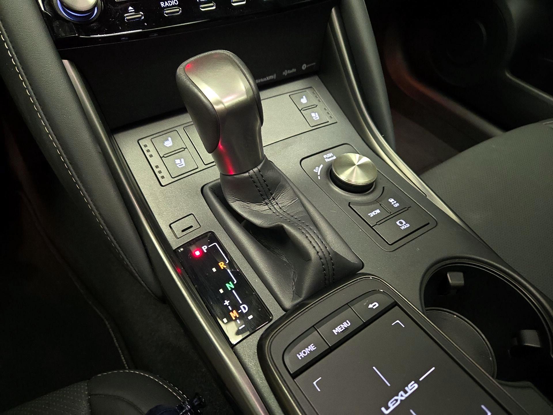 Thumbnail: 2022 Lexus IS - 15