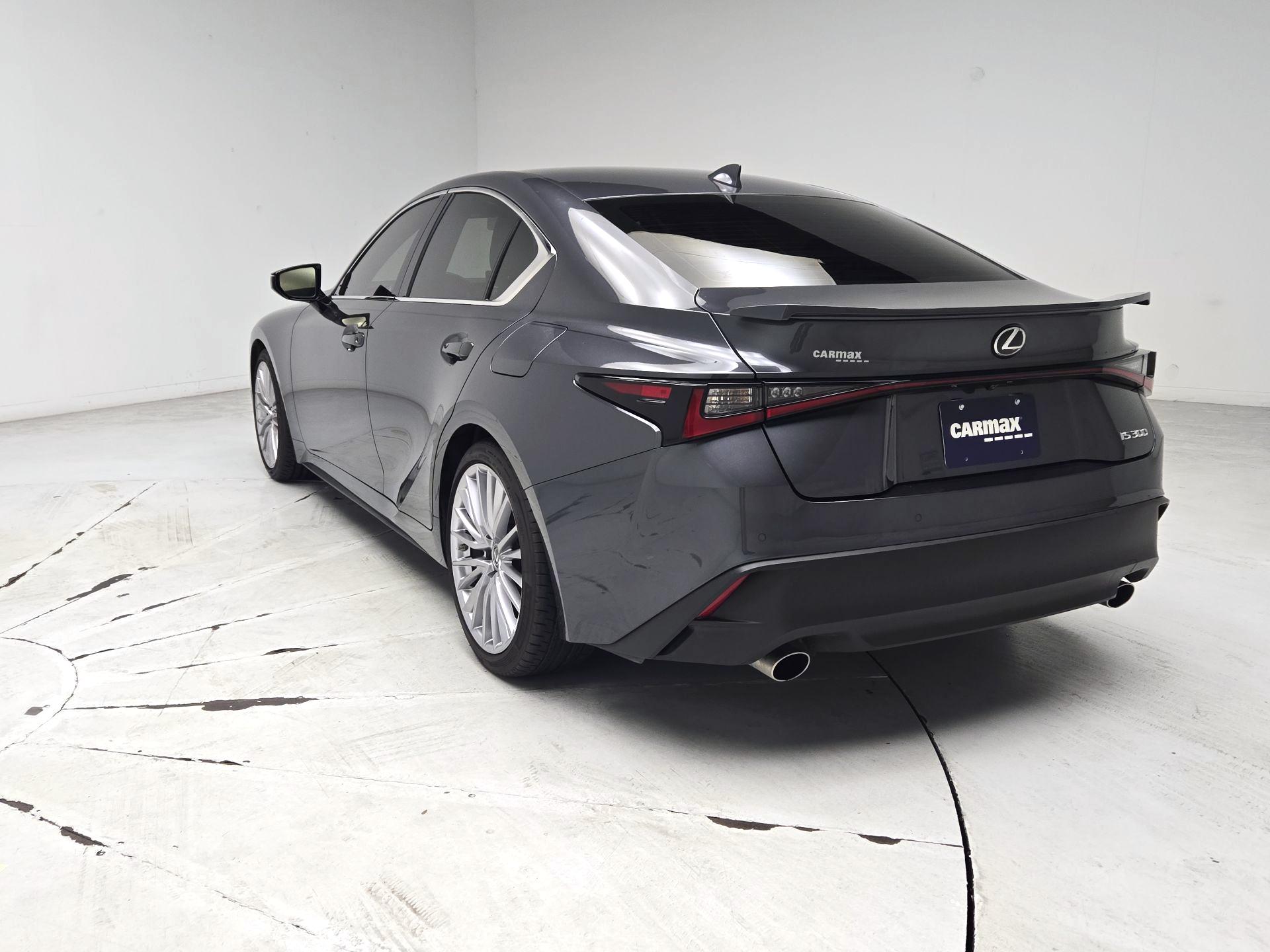 Thumbnail: 2022 Lexus IS - 7