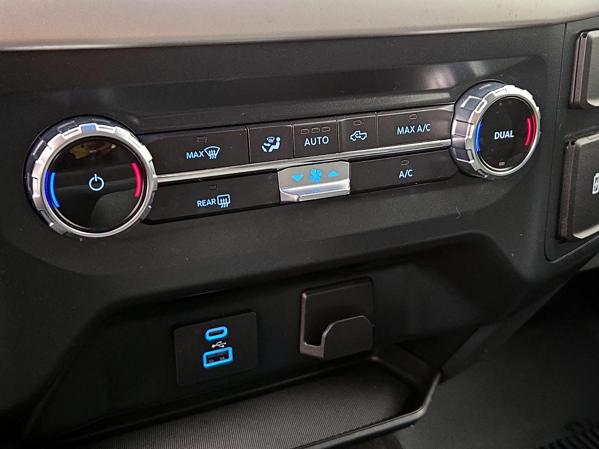 Thumbnail: 2022 Ford F-150 - 16