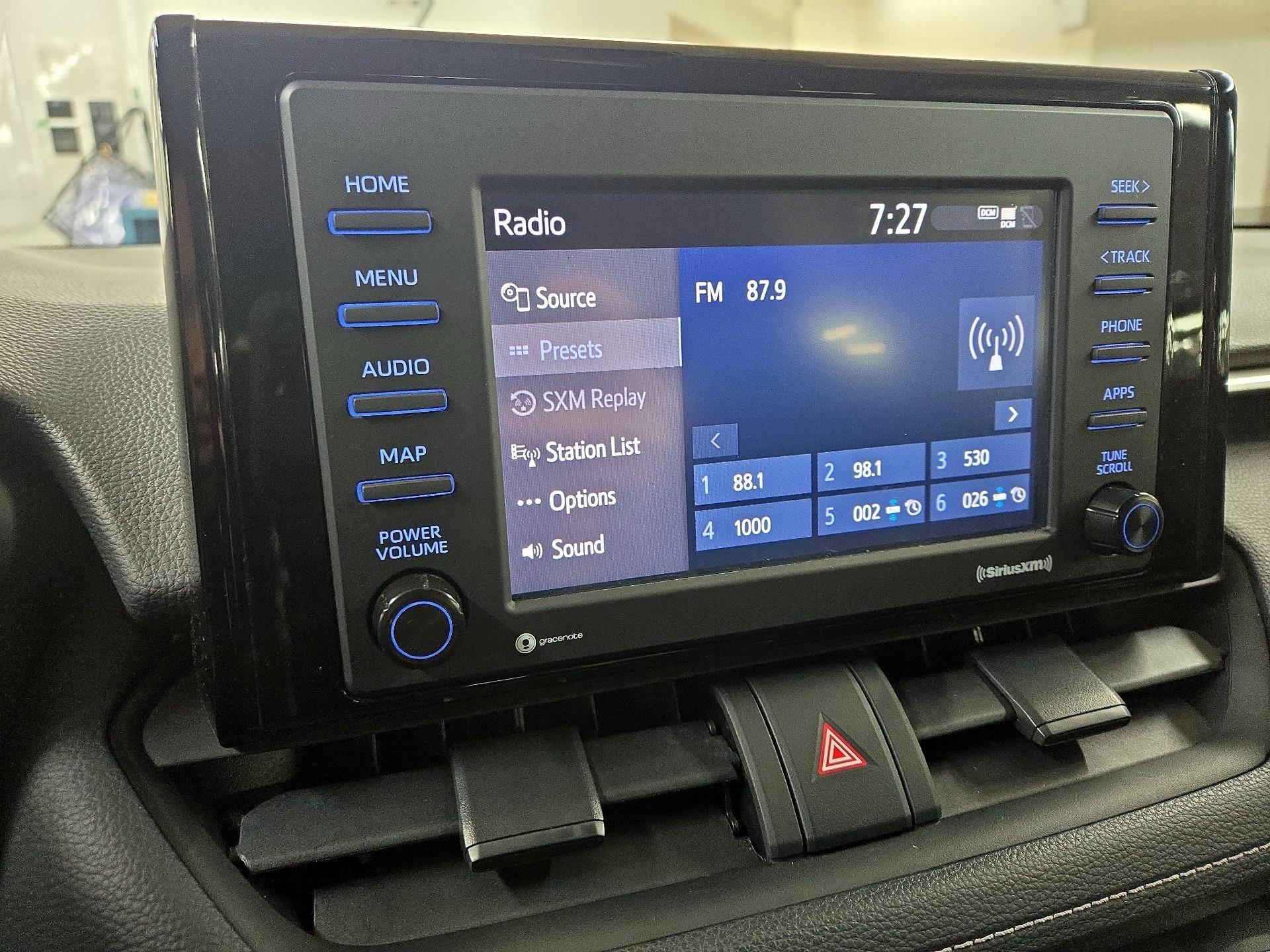 Thumbnail: 2022 Toyota RAV4 - 14