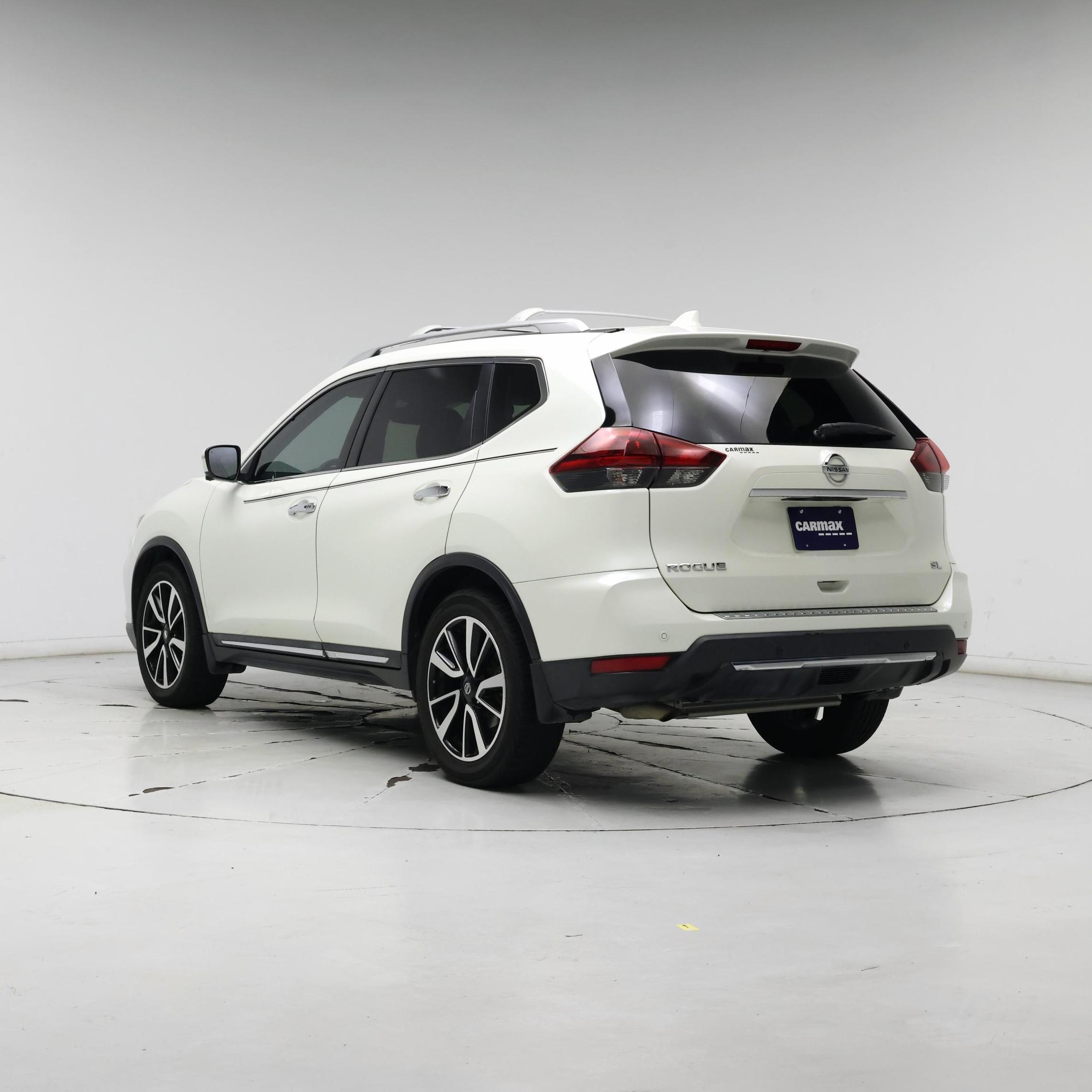 Thumbnail: 2019 Nissan Rogue - 2