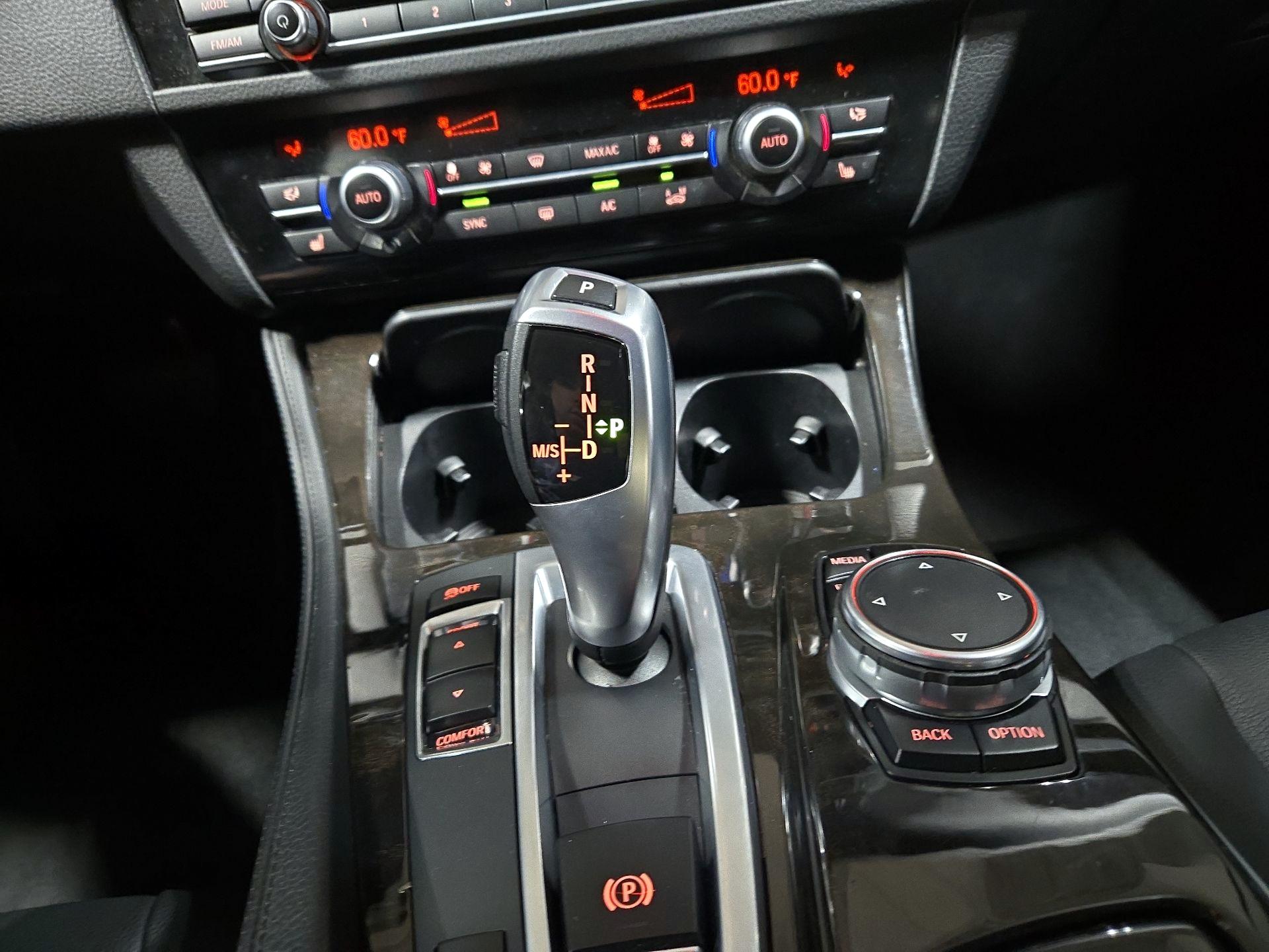 Thumbnail: 2015 BMW 5 Series - 17