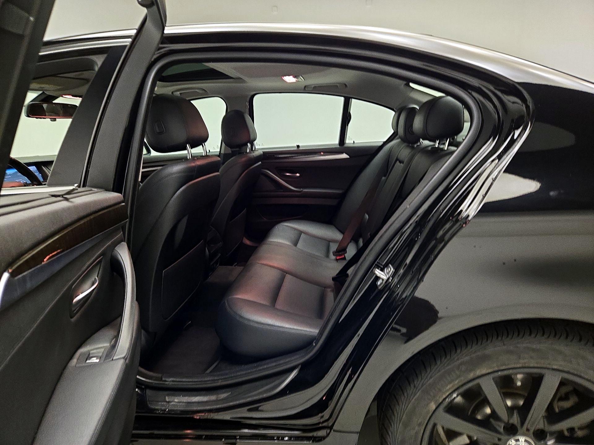 Thumbnail: 2015 BMW 5 Series - 20