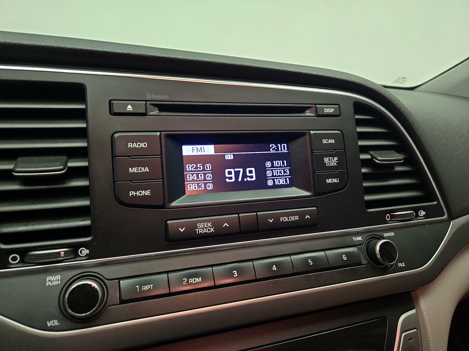 Thumbnail: 2018 Hyundai Elantra - 14