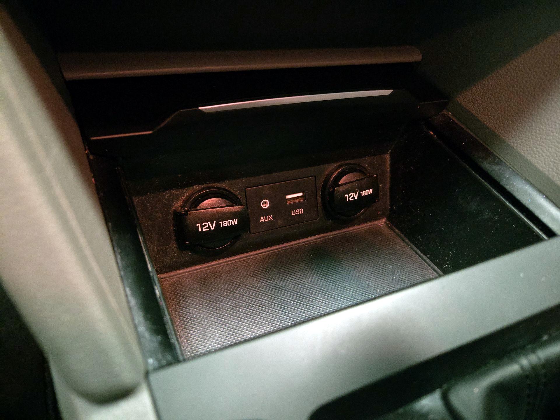 Thumbnail: 2018 Hyundai Elantra - 17