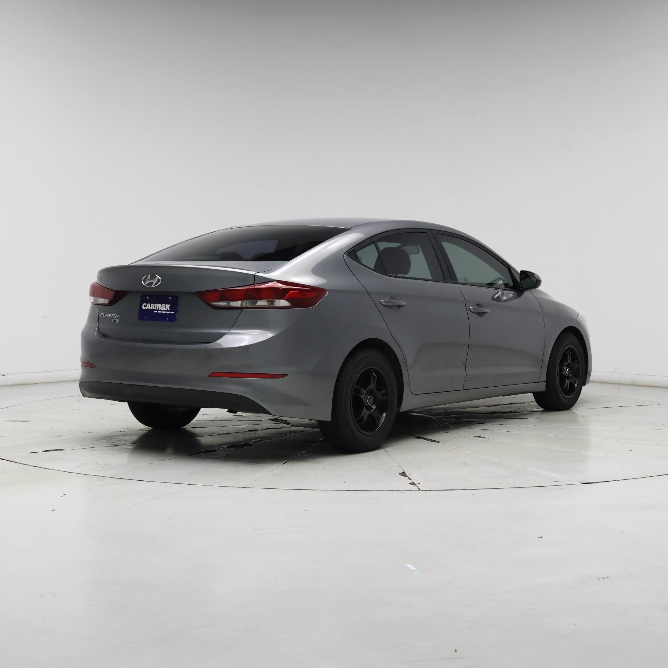 Thumbnail: 2018 Hyundai Elantra - 8