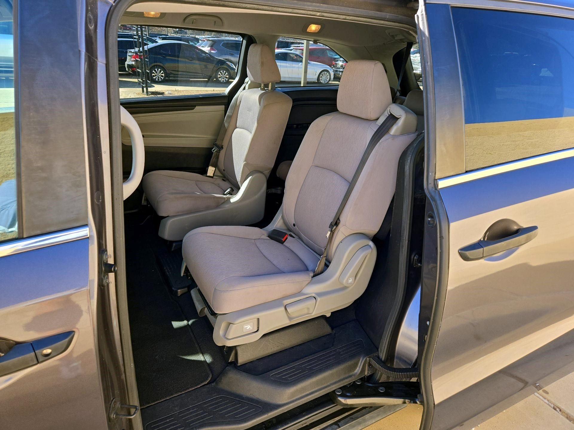 Thumbnail: 2020 Honda Odyssey - 17