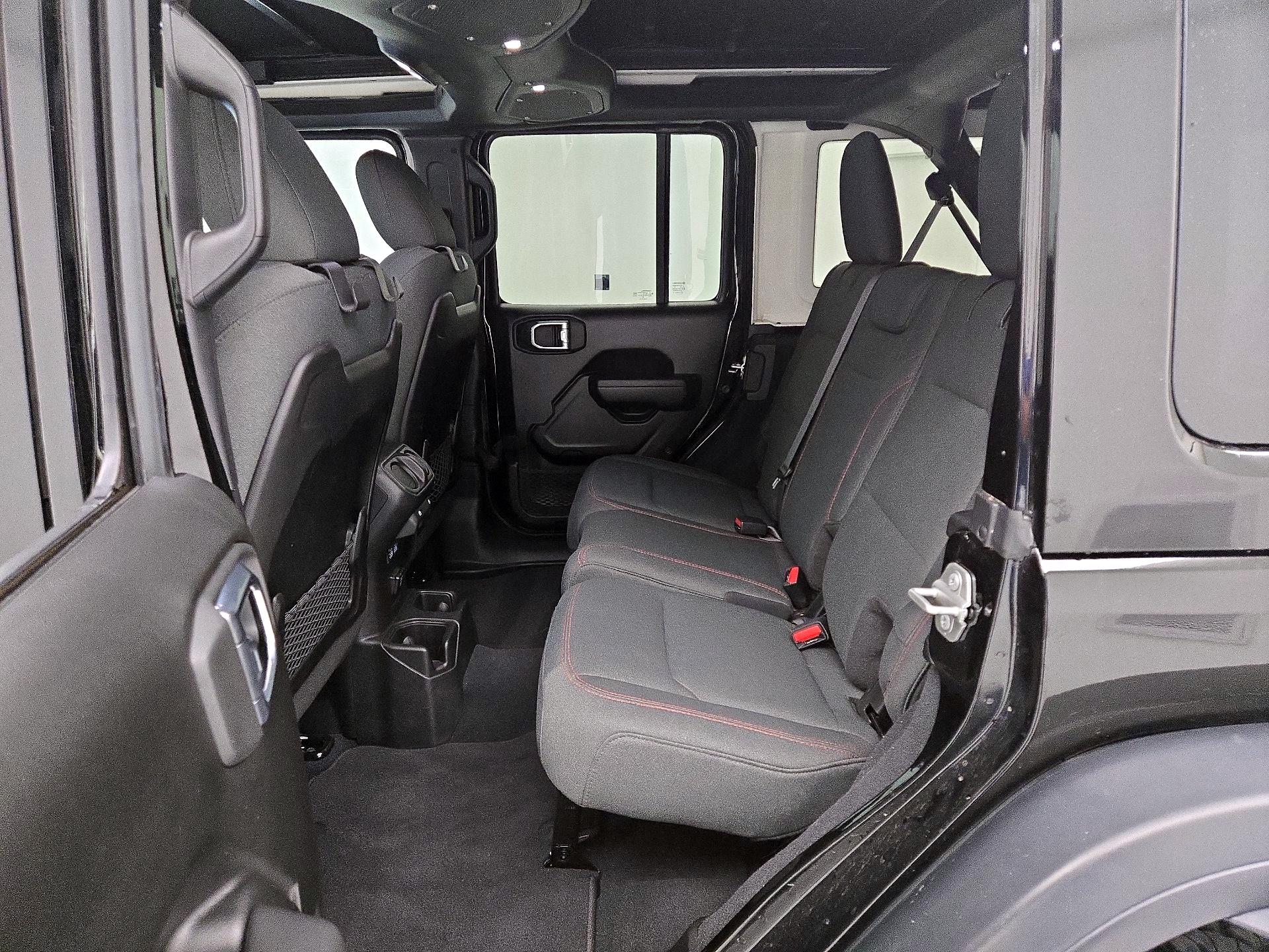 Thumbnail: 2024 Jeep Wrangler - 20