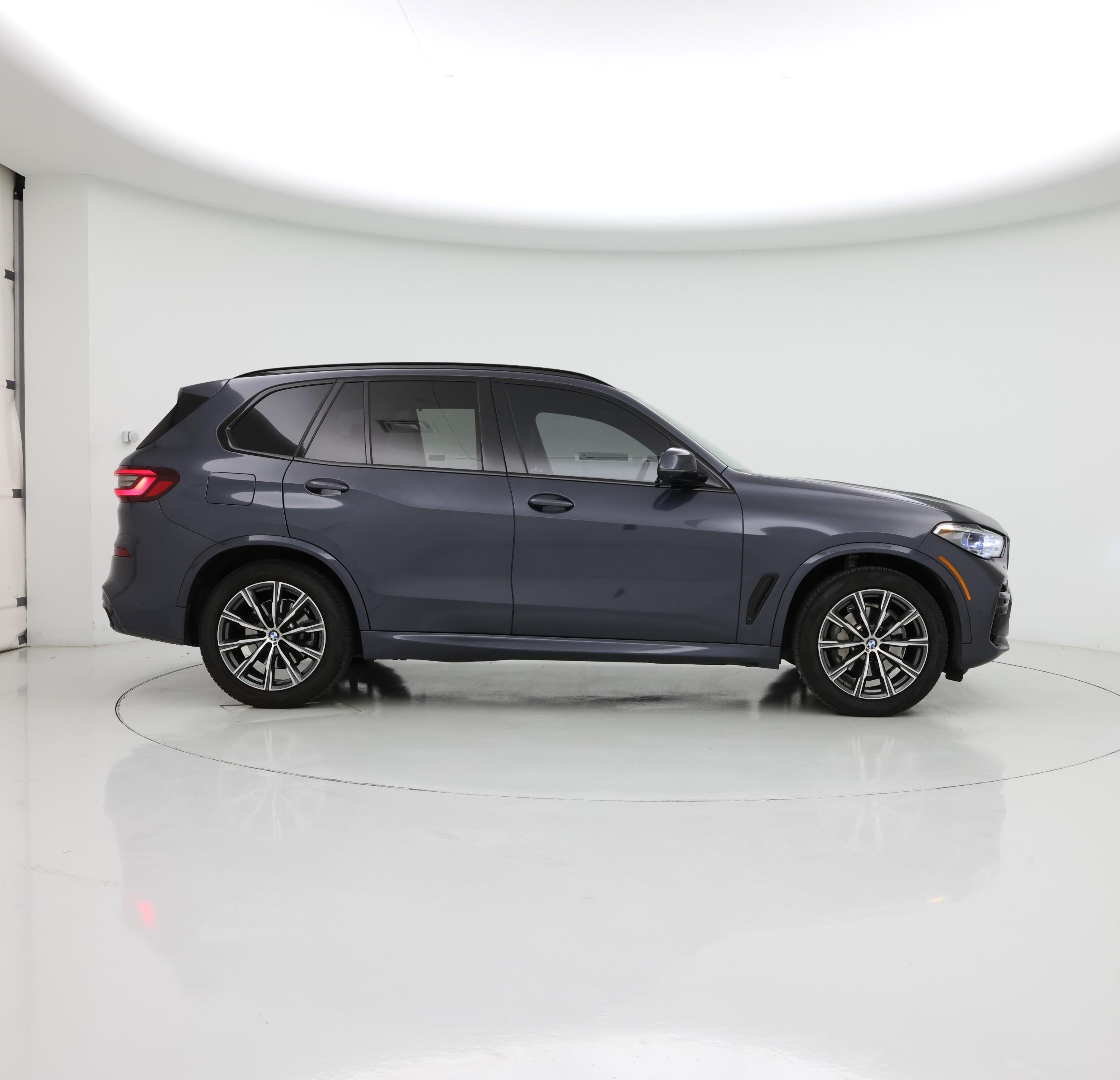 Thumbnail: 2022 BMW X5 - 7