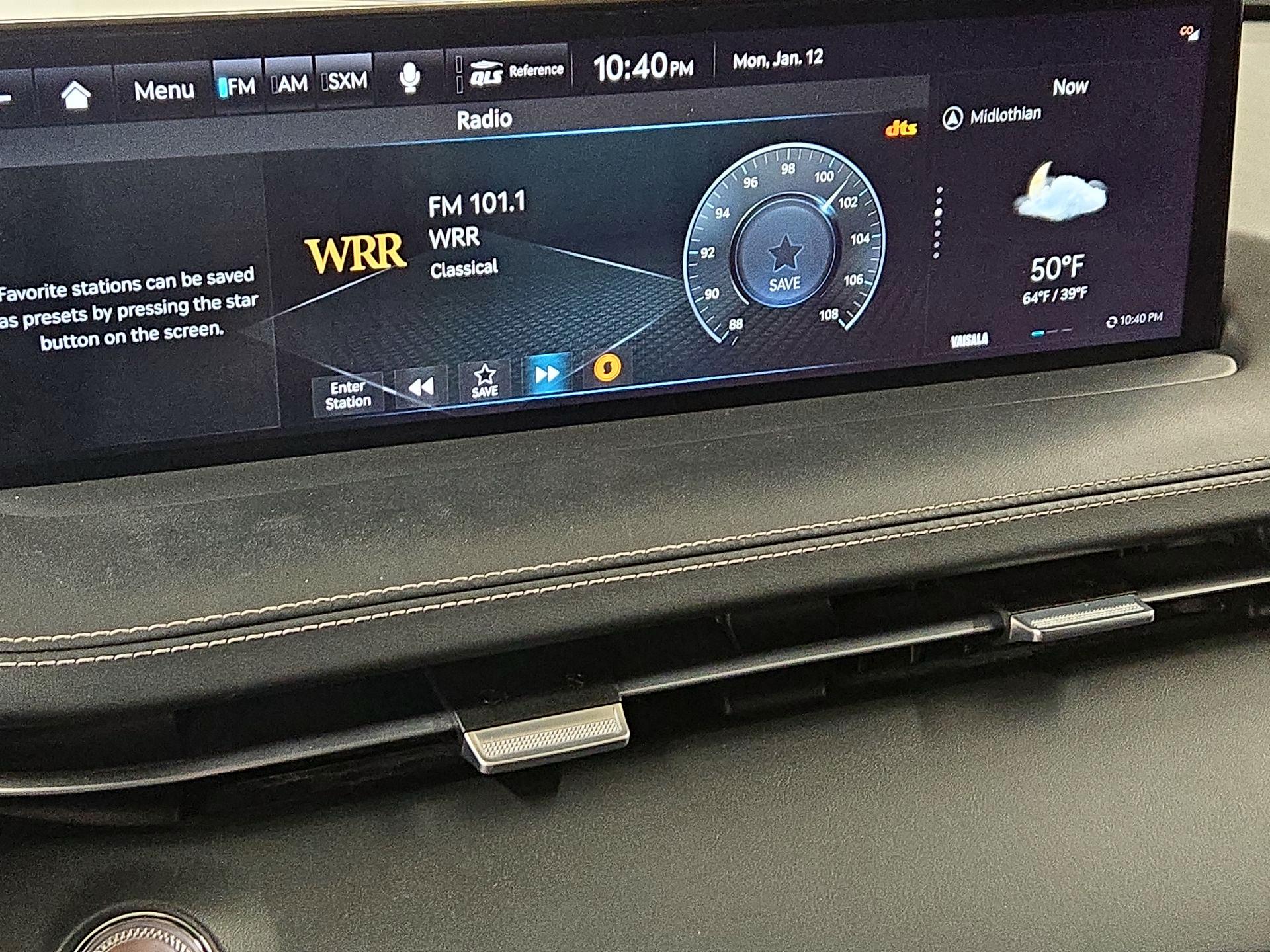 Thumbnail: 2023 Genesis GV70 - 16