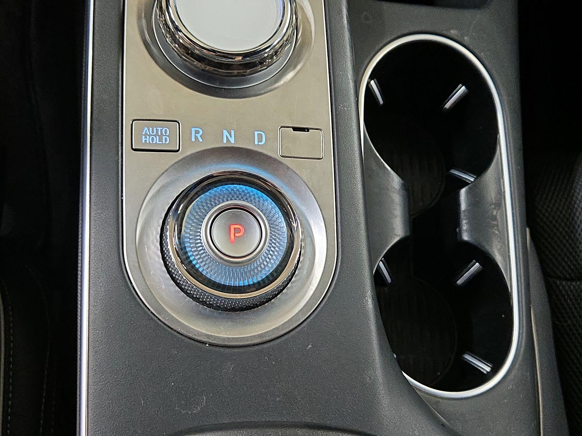 Thumbnail: 2023 Genesis GV70 - 18