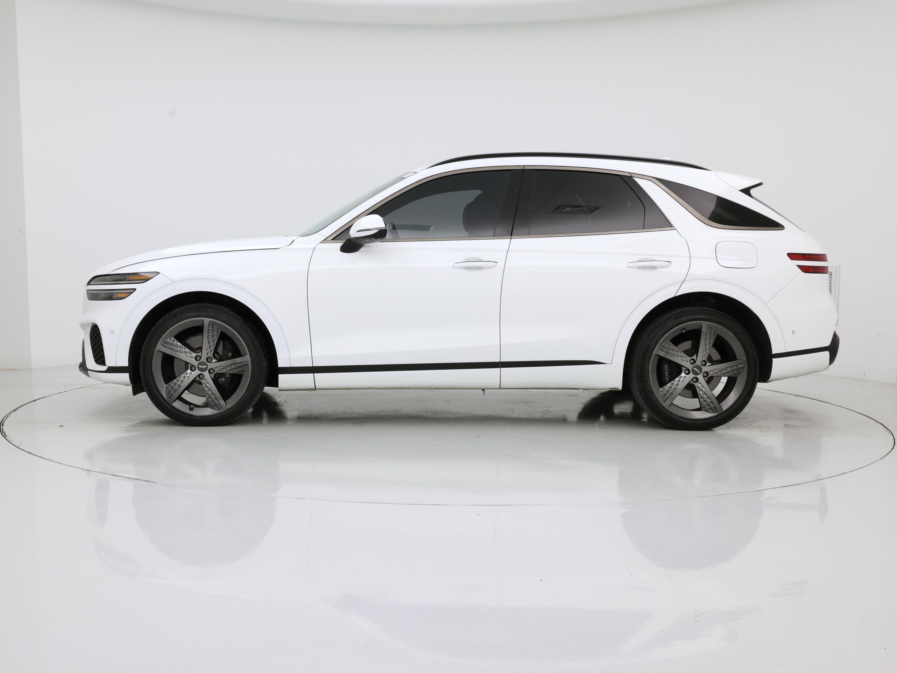 Thumbnail: 2023 Genesis GV70 - 3