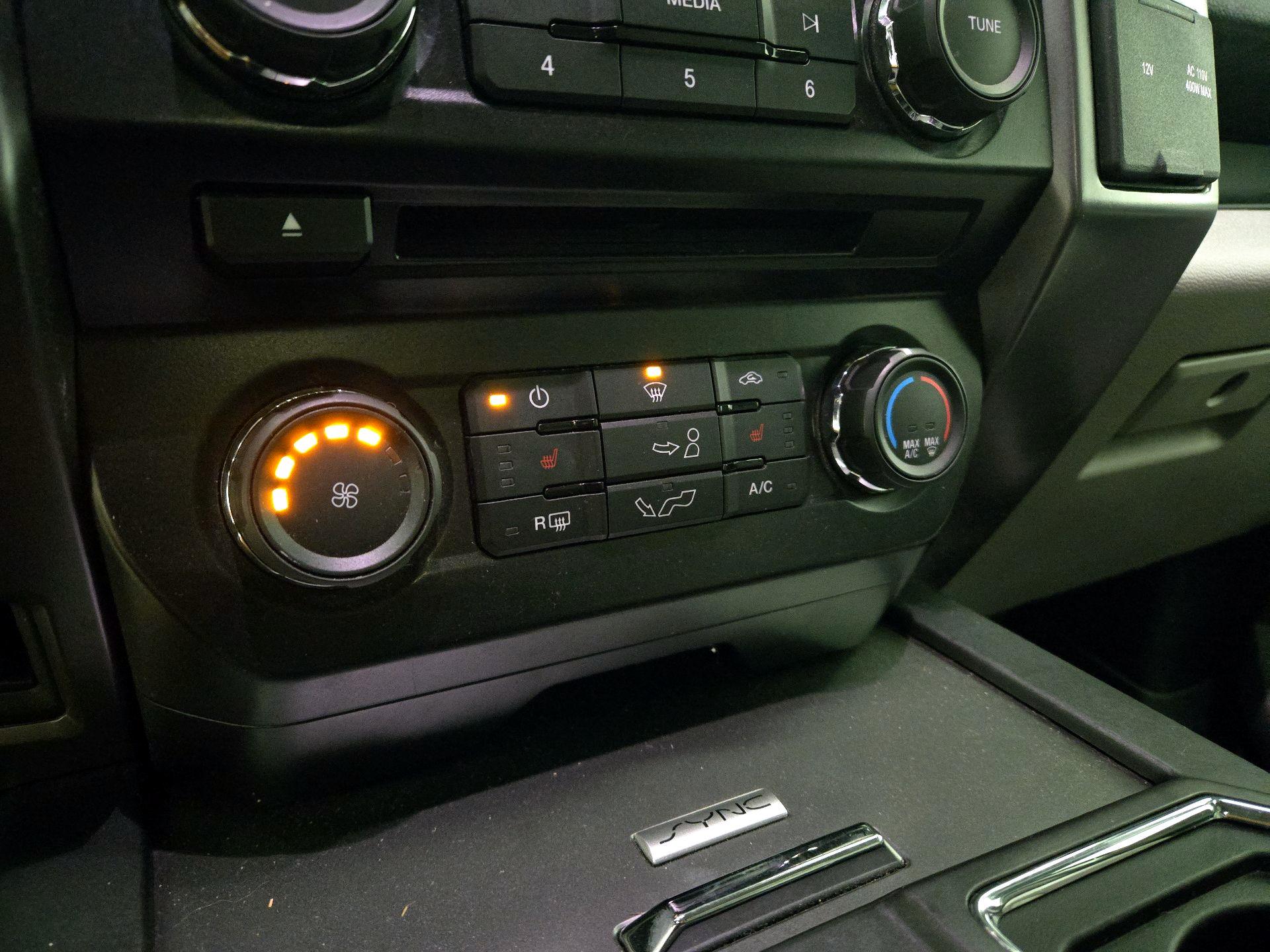 Thumbnail: 2015 Ford F-150 - 16