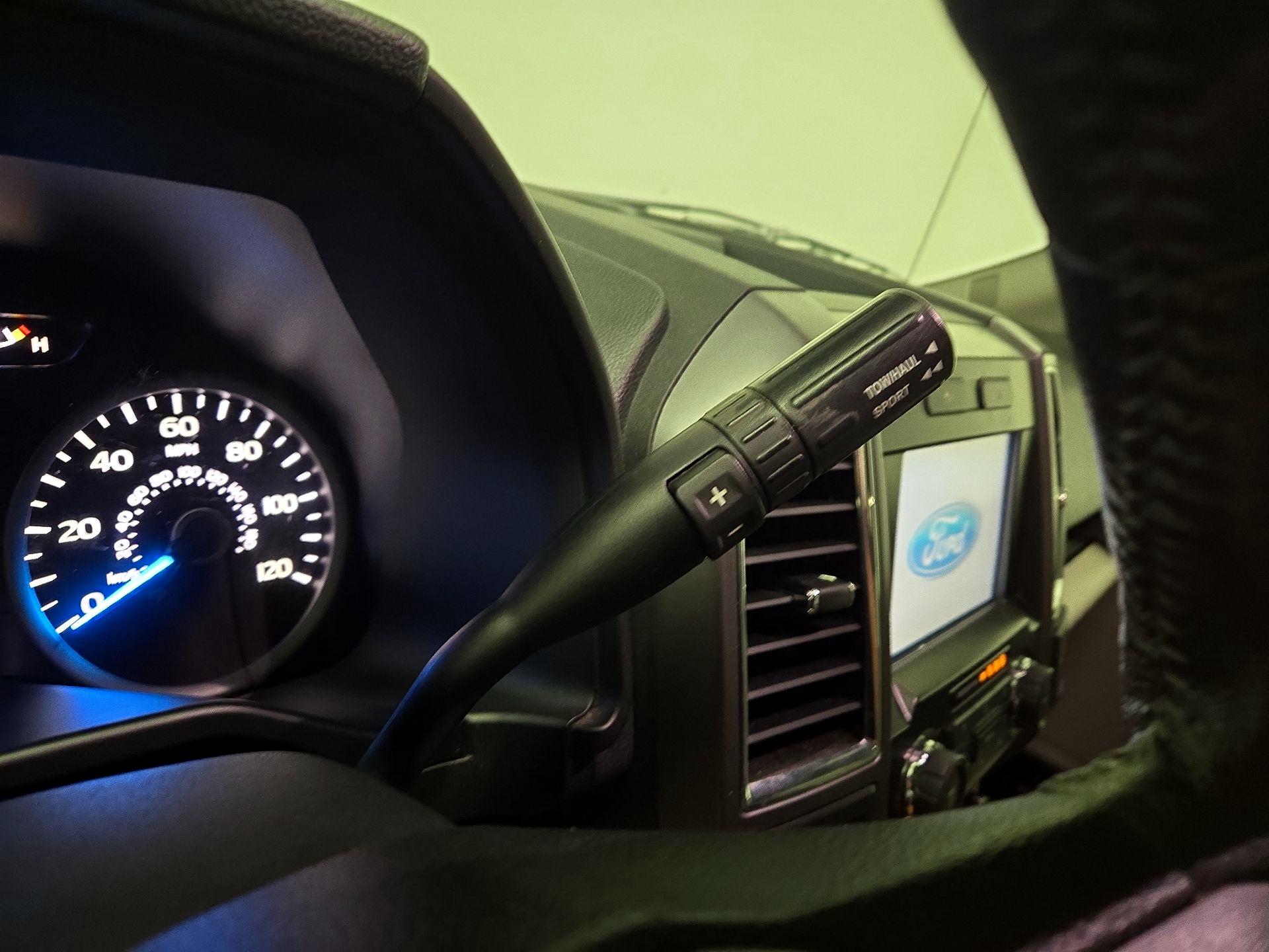 Thumbnail: 2015 Ford F-150 - 17