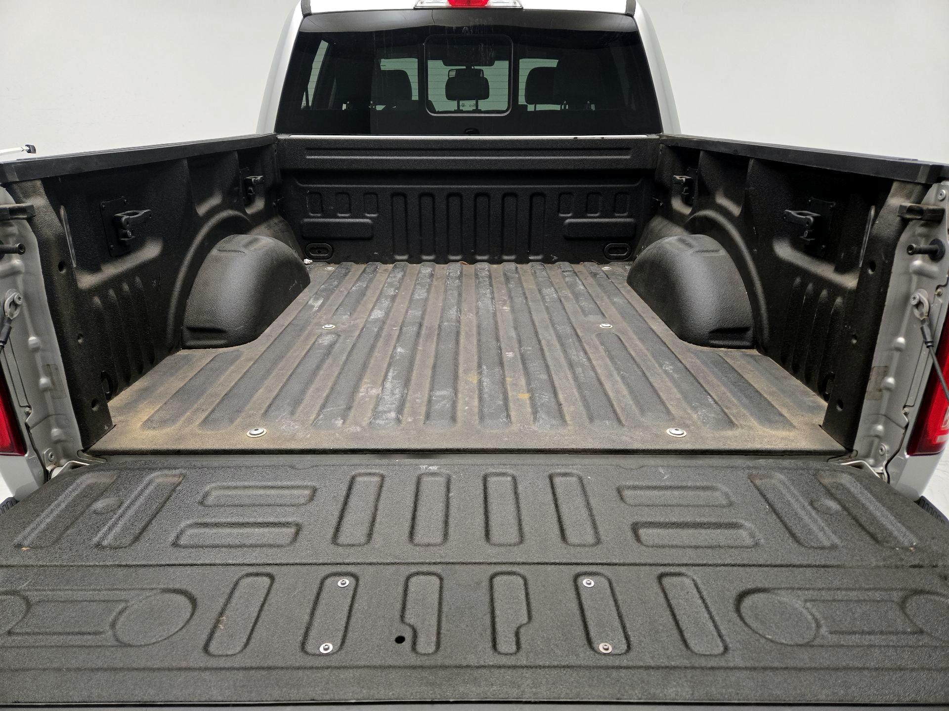 Thumbnail: 2015 Ford F-150 - 20