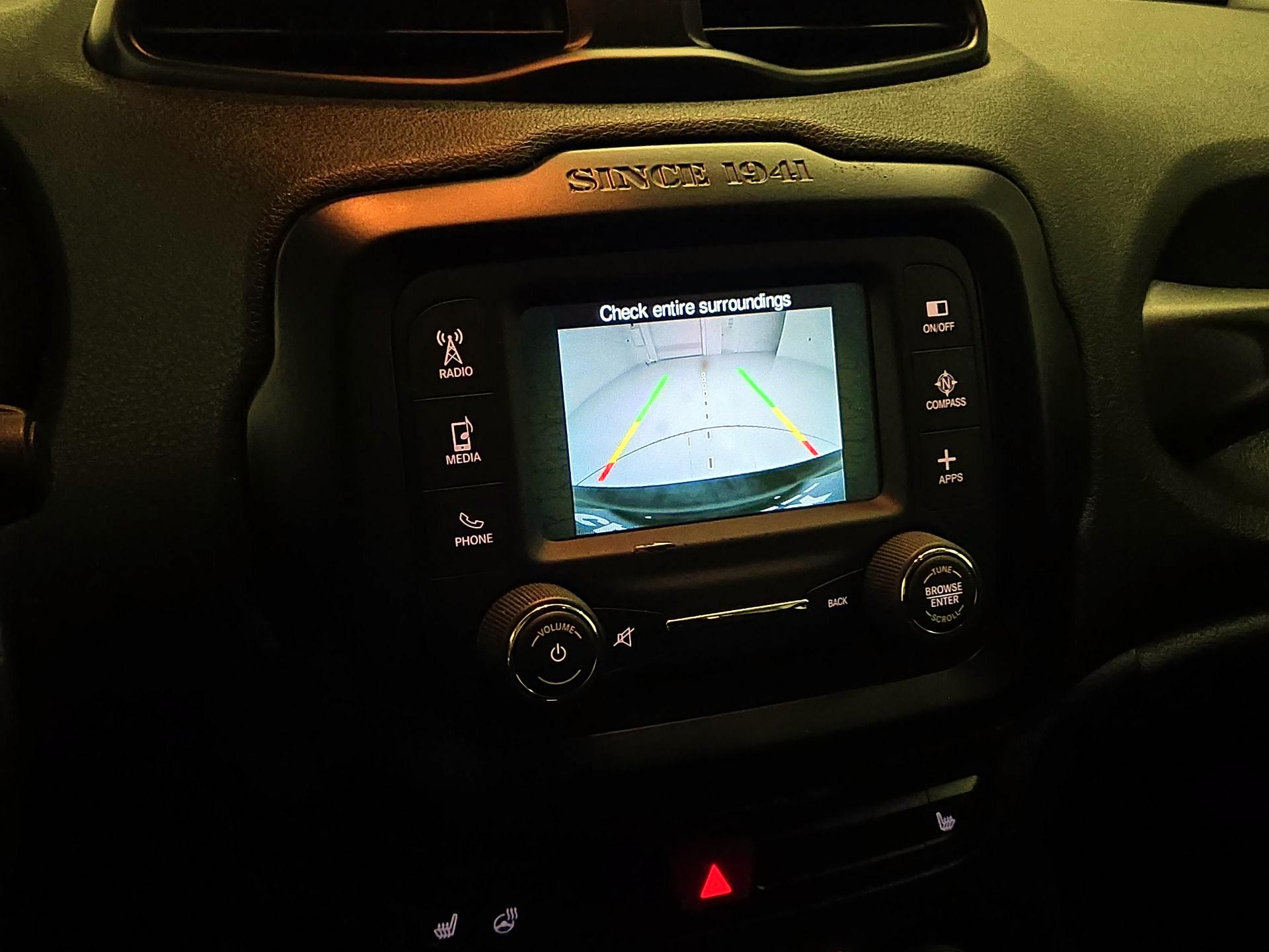 Thumbnail: 2016 Jeep Renegade - 14