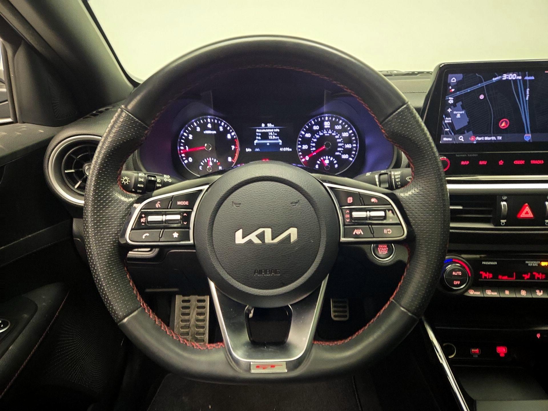 Thumbnail: 2022 Kia Forte - 10