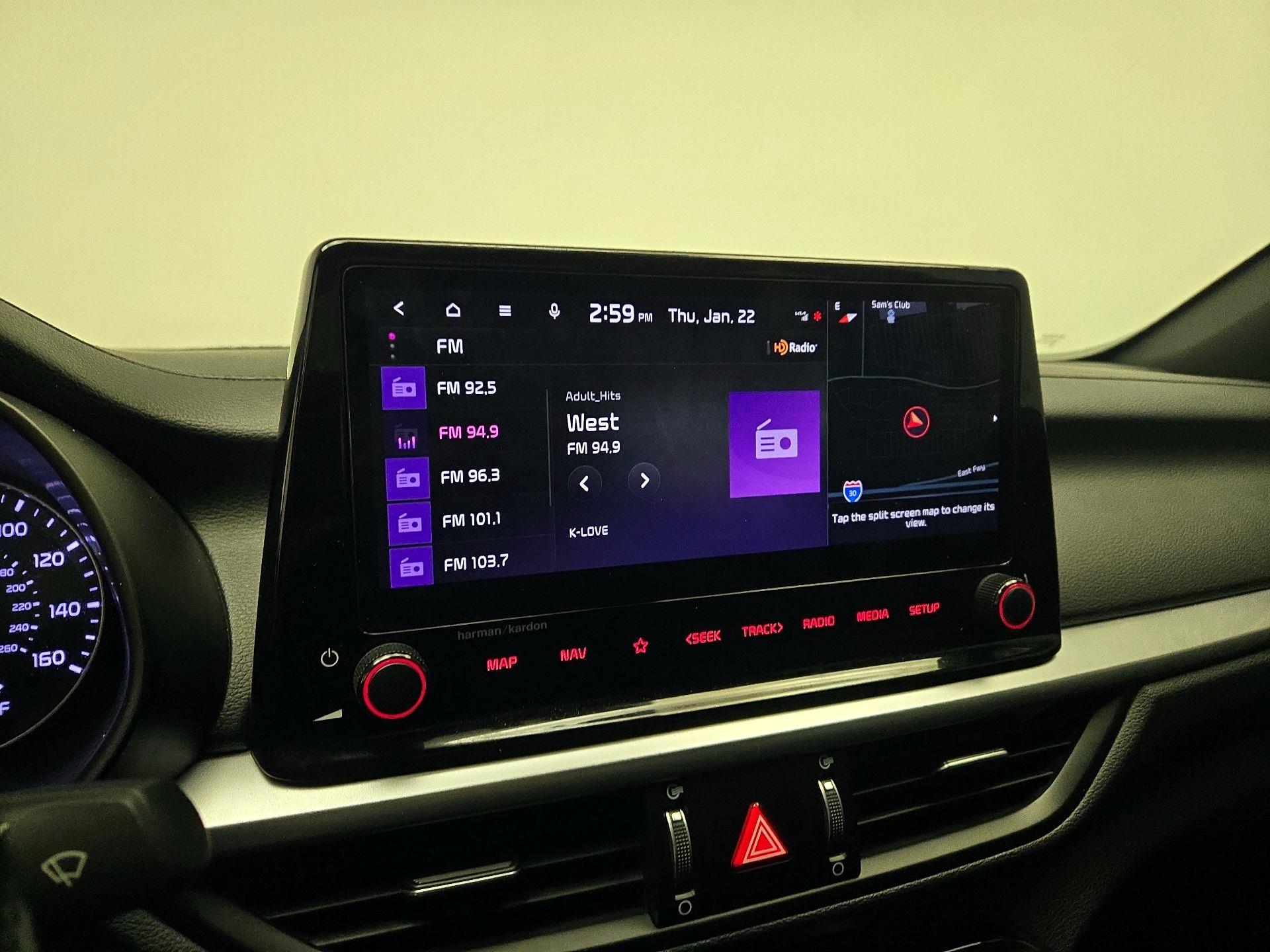 Thumbnail: 2022 Kia Forte - 16