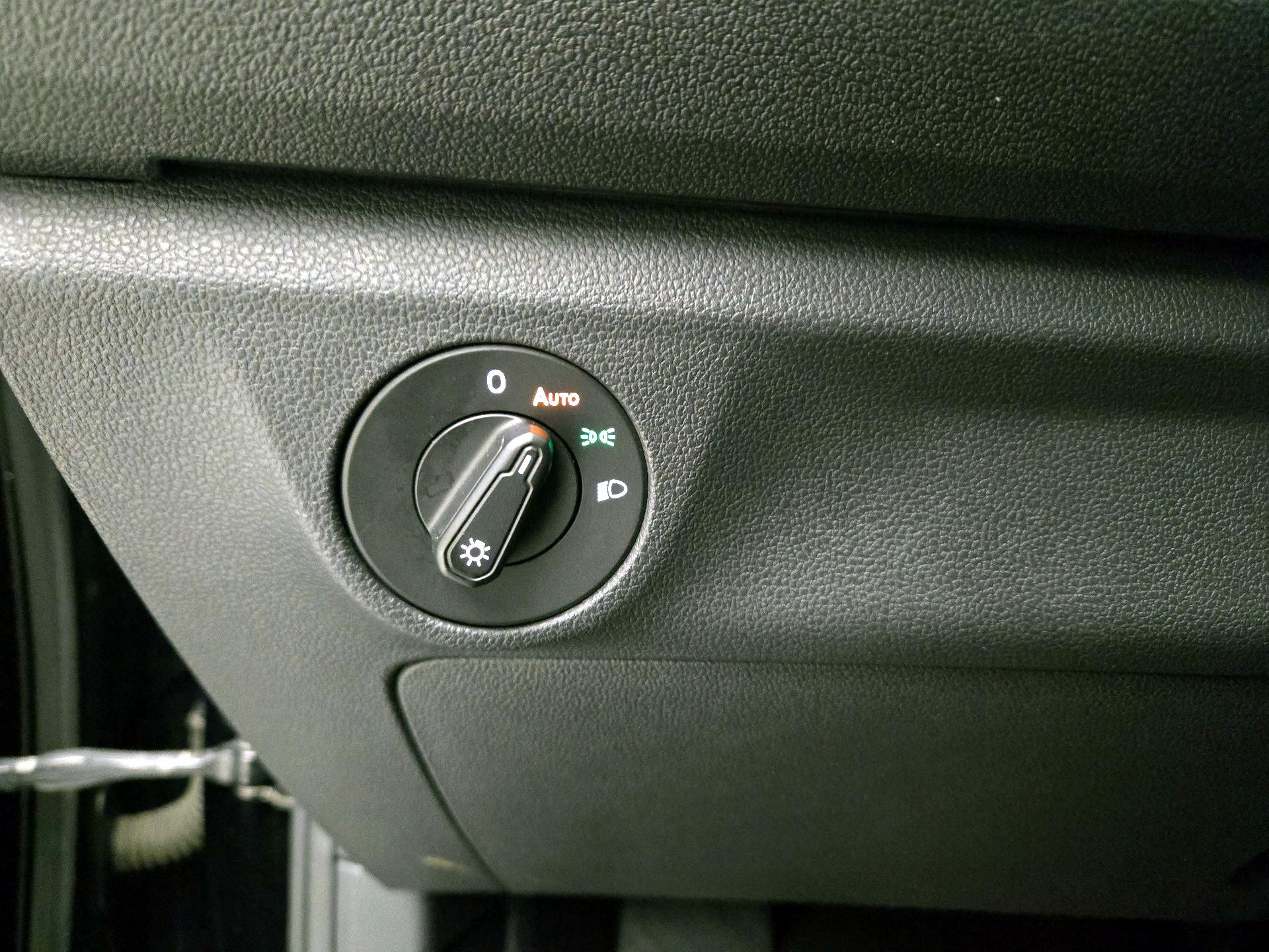 Thumbnail: 2020 Volkswagen Jetta - 13