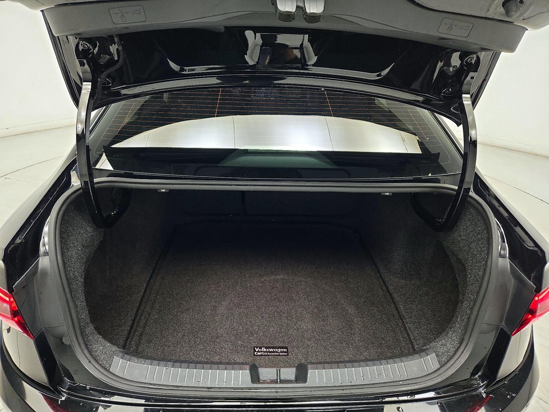 Thumbnail: 2020 Volkswagen Jetta - 20