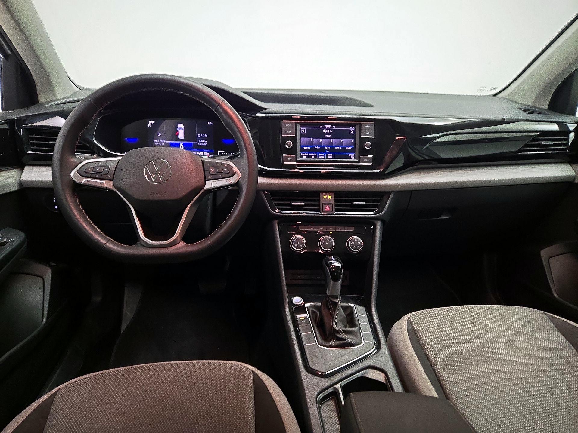 Thumbnail: 2024 Volkswagen Taos - 9