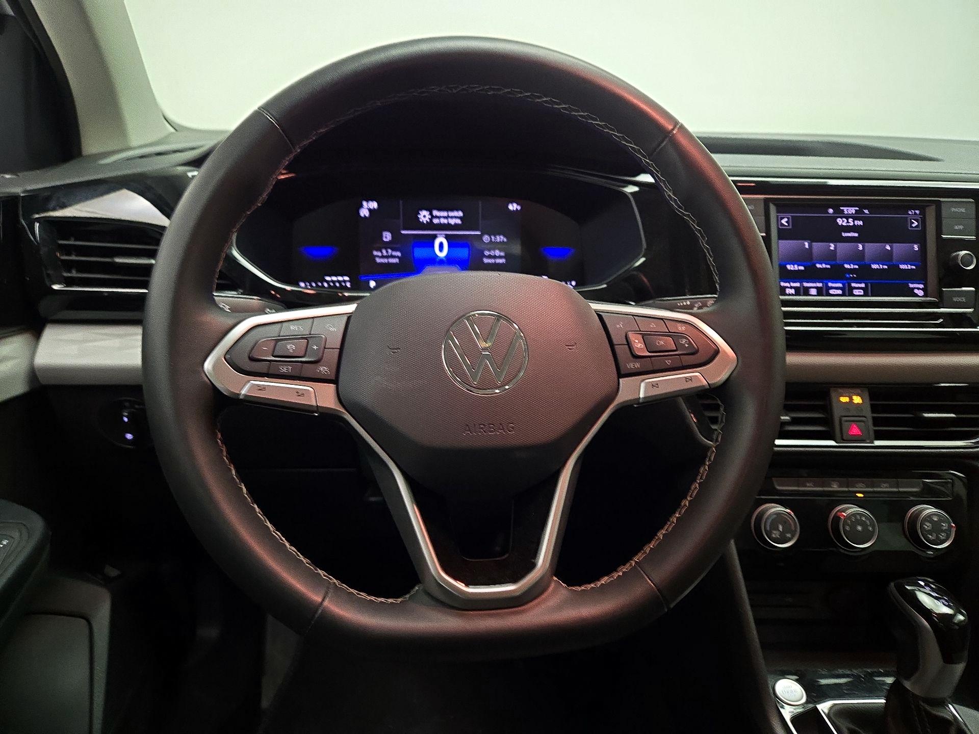 Thumbnail: 2024 Volkswagen Taos - 10