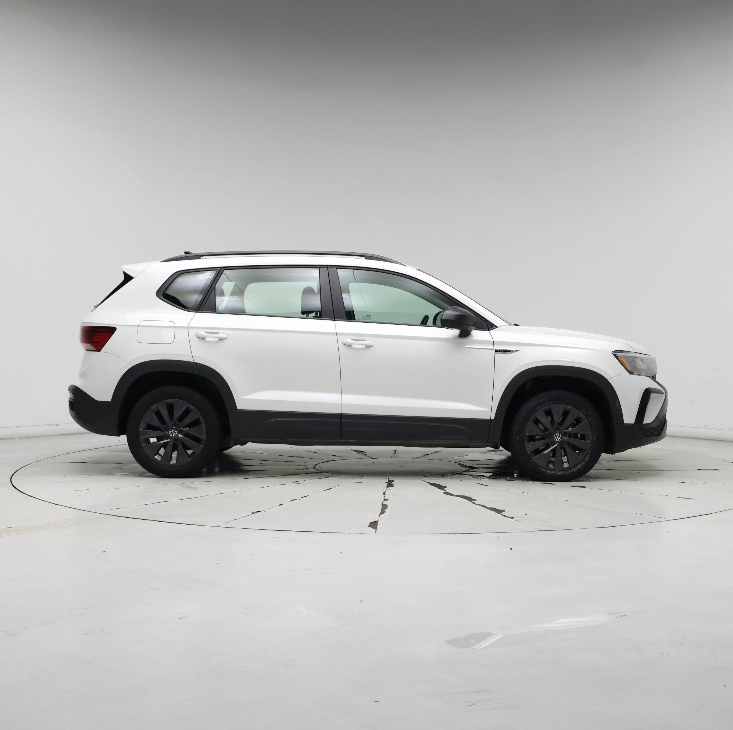 Thumbnail: 2024 Volkswagen Taos - 7