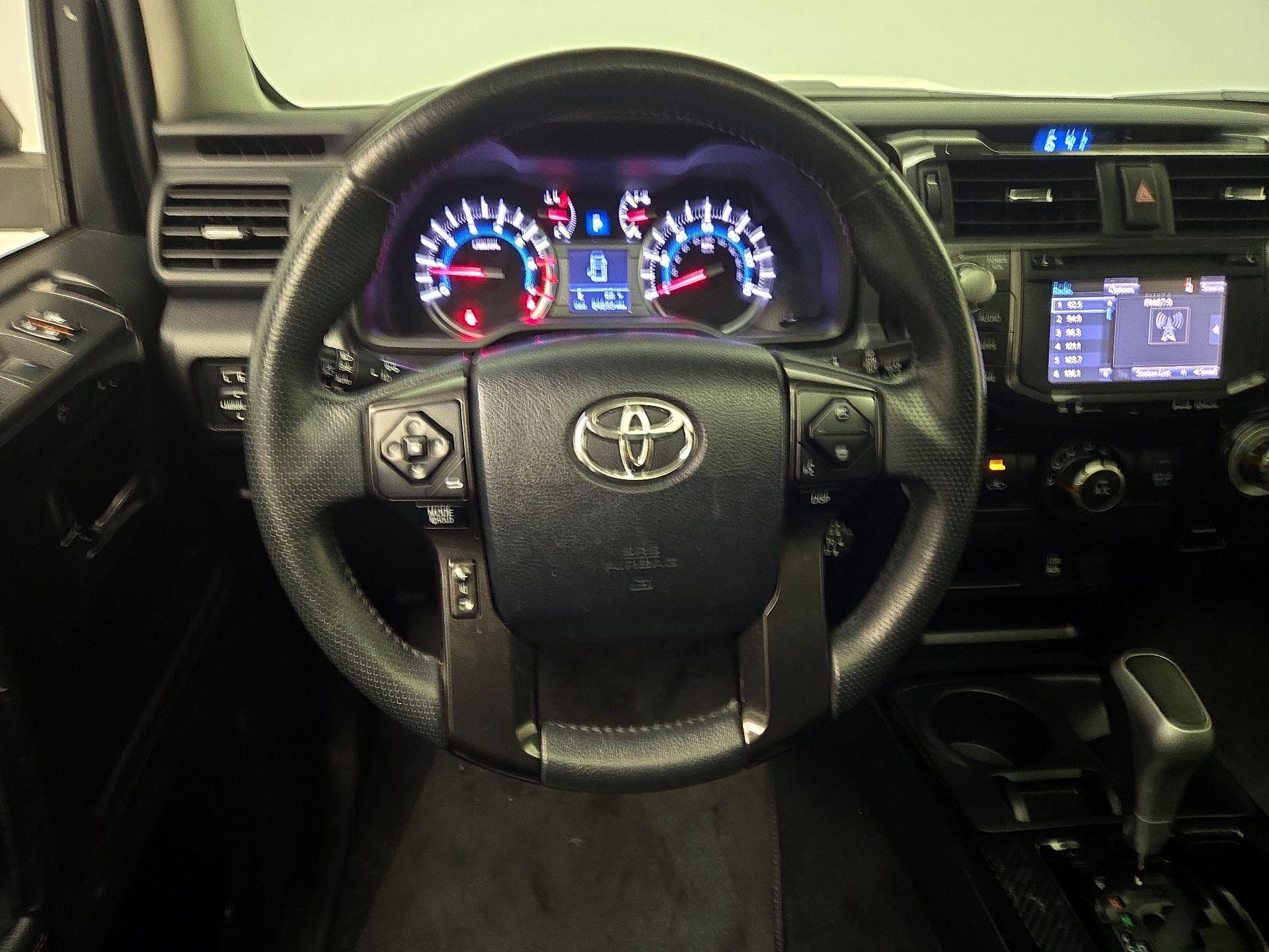 Thumbnail: 2019 Toyota 4Runner - 10