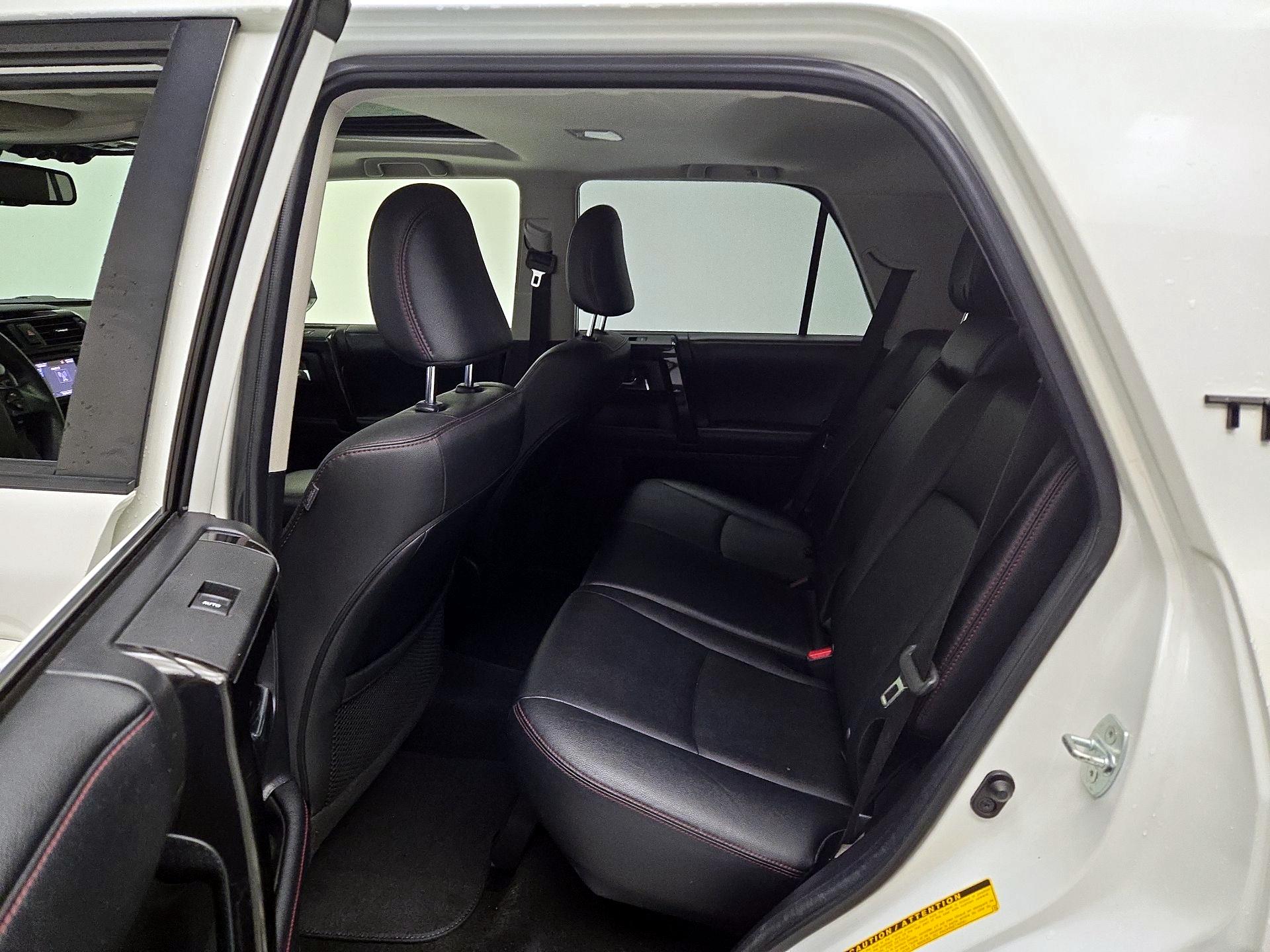 Thumbnail: 2019 Toyota 4Runner - 19