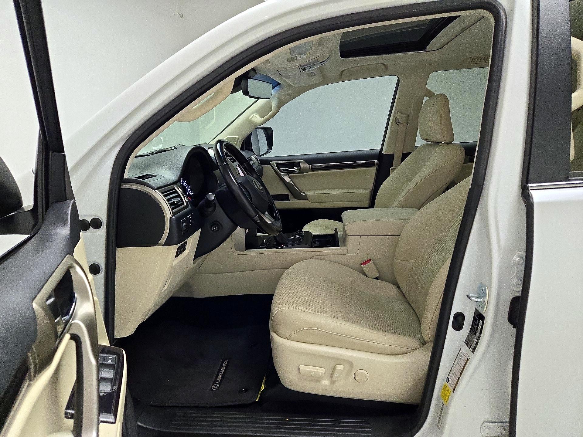 Thumbnail: 2021 Lexus GX - 11