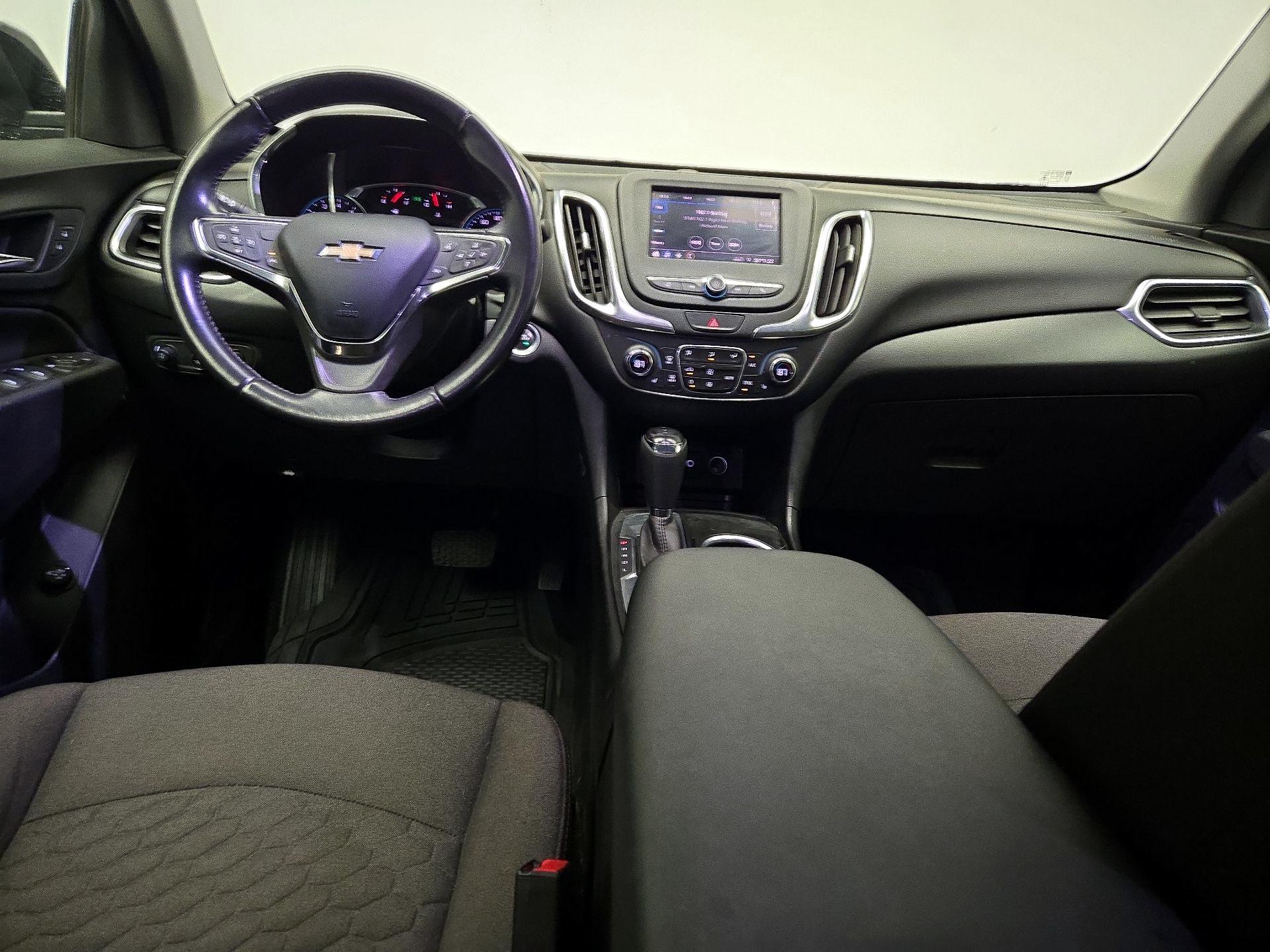 Thumbnail: 2021 Chevrolet Equinox - 9