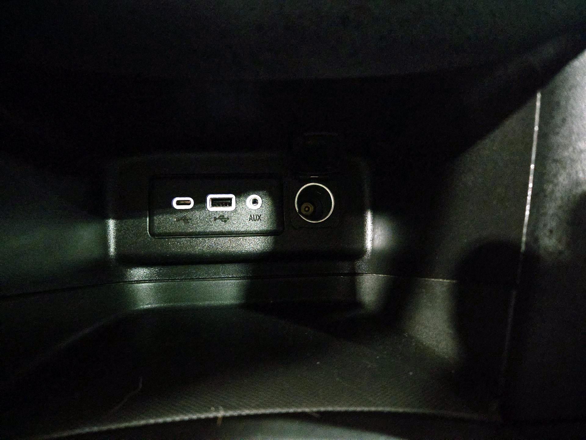 Thumbnail: 2021 Chevrolet Equinox - 17