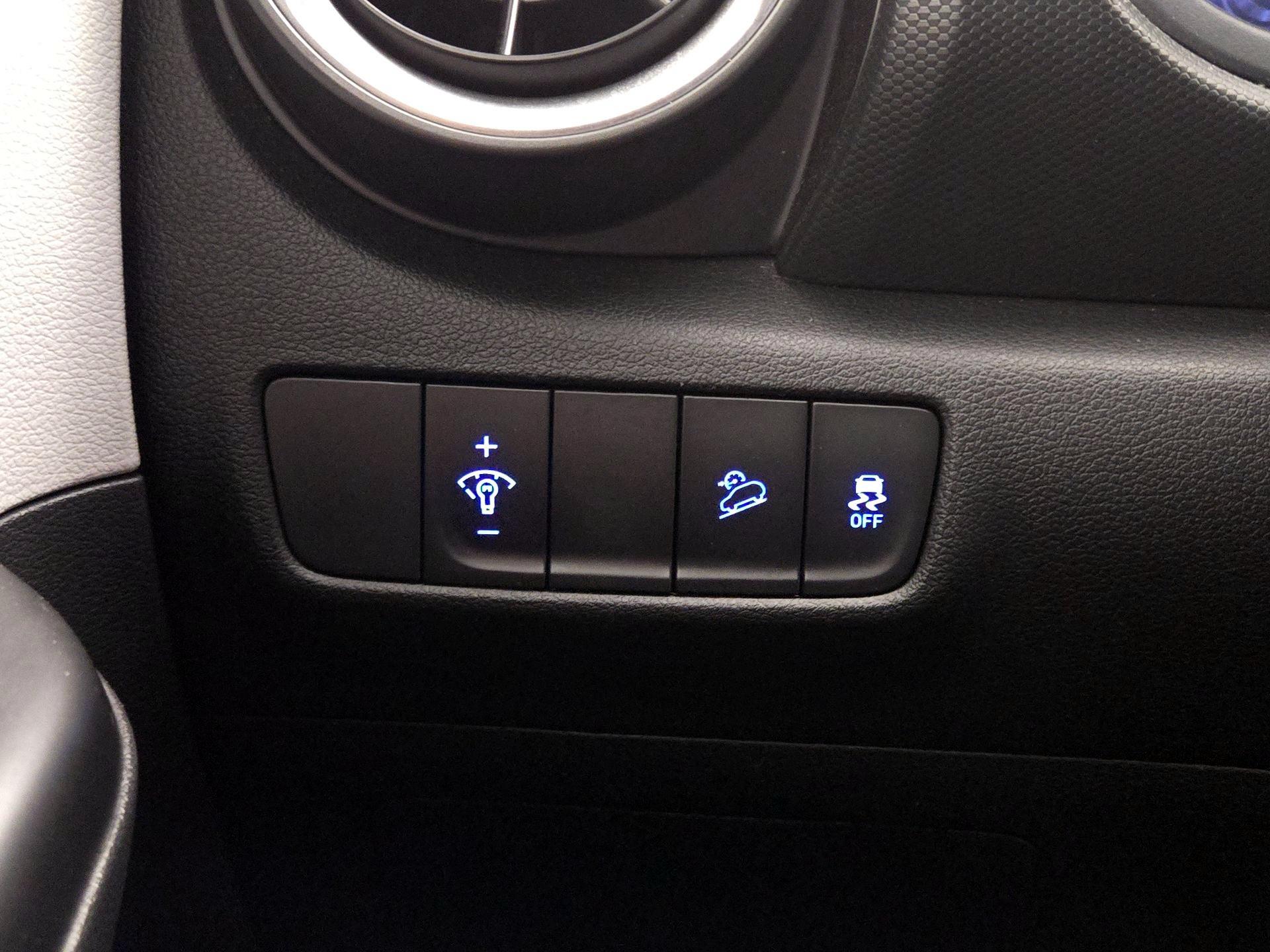 Thumbnail: 2023 Hyundai Kona - 13