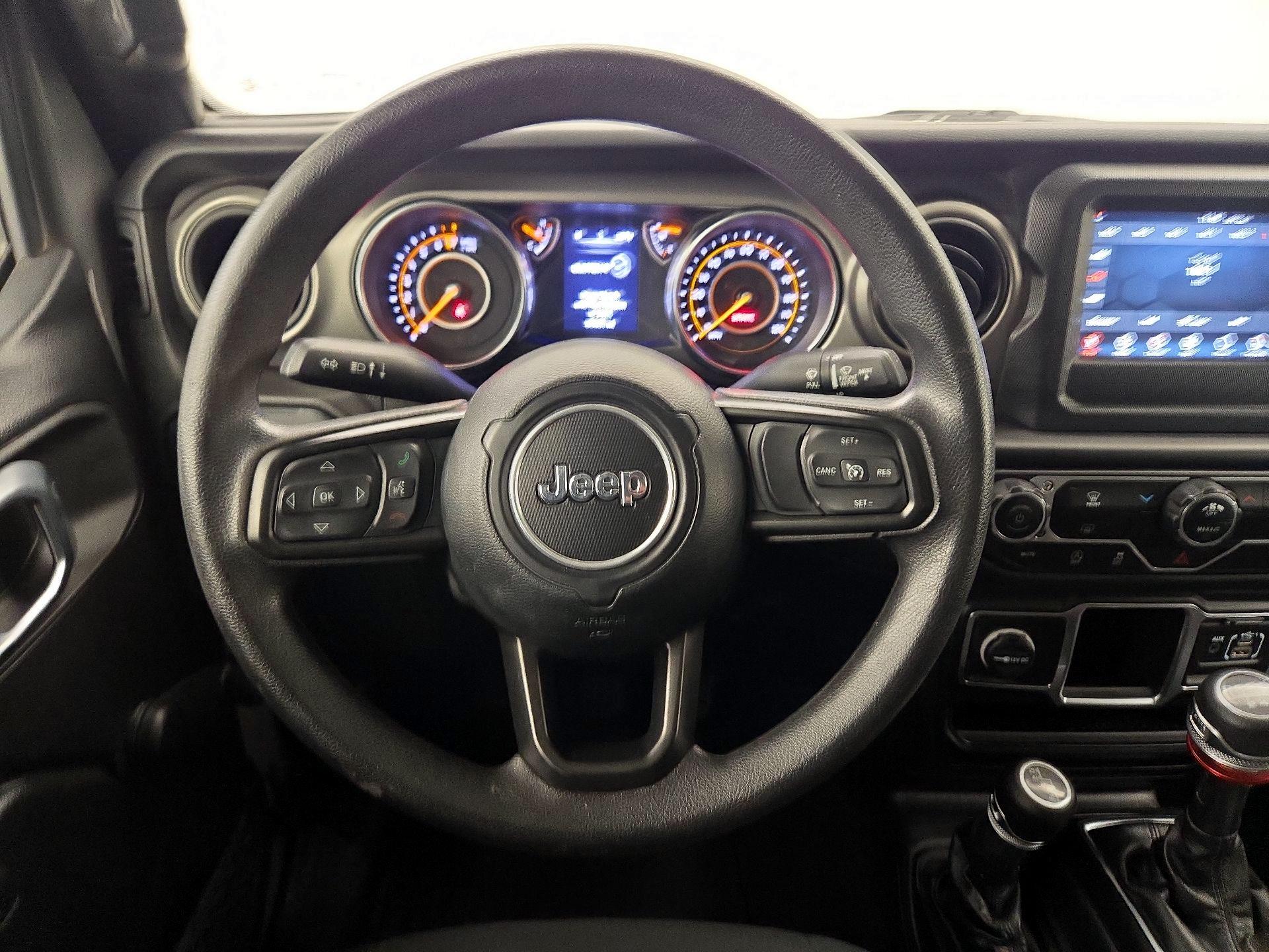 Thumbnail: 2022 Jeep Gladiator - 10