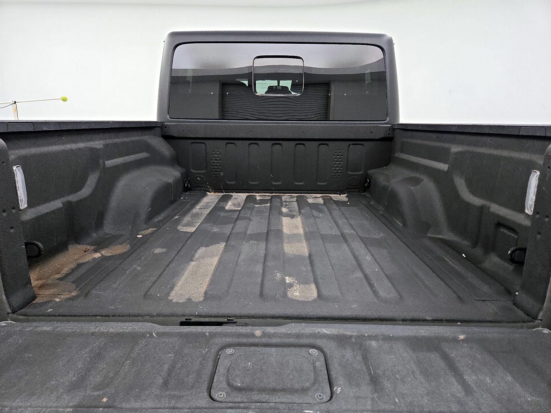 Thumbnail: 2022 Jeep Gladiator - 19