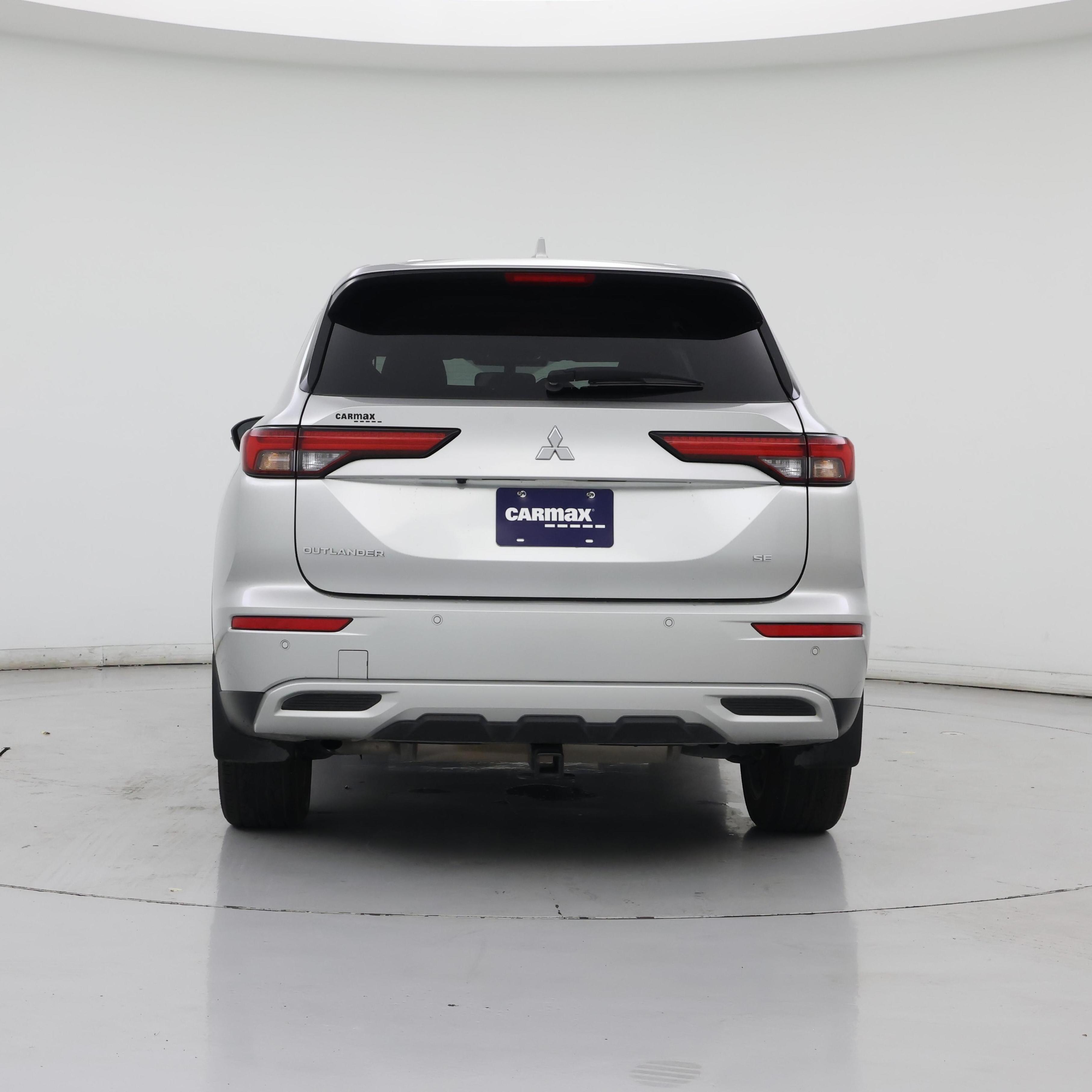 Thumbnail: 2023 Mitsubishi Outlander - 6